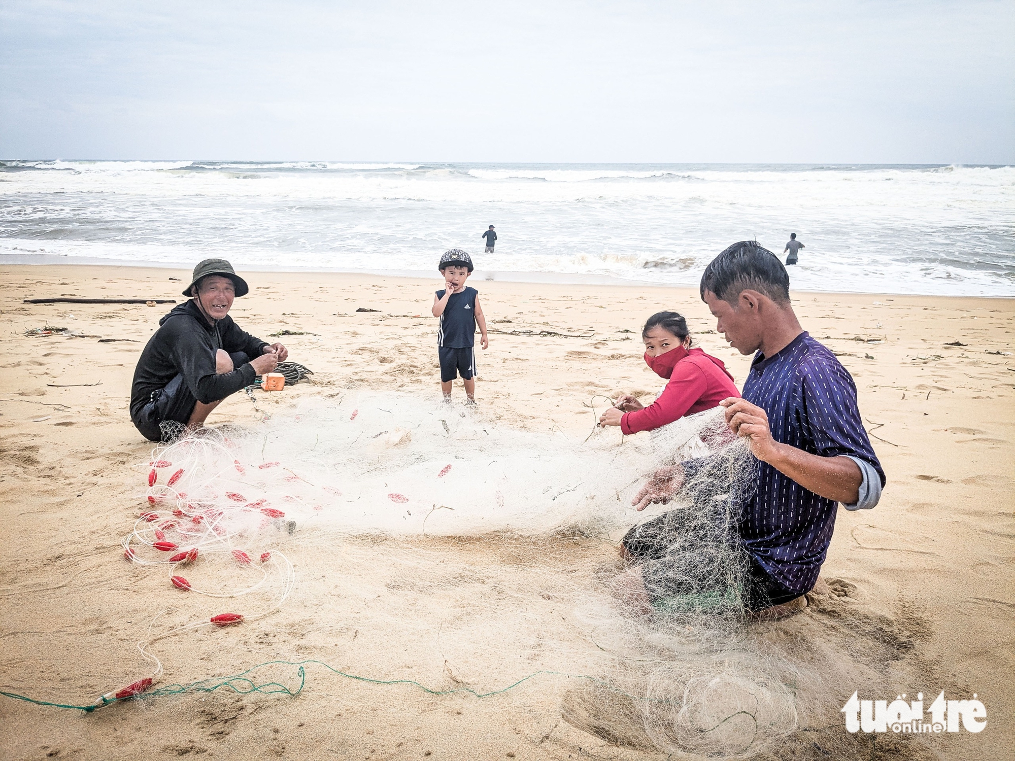tâm bão - Ảnh 9.