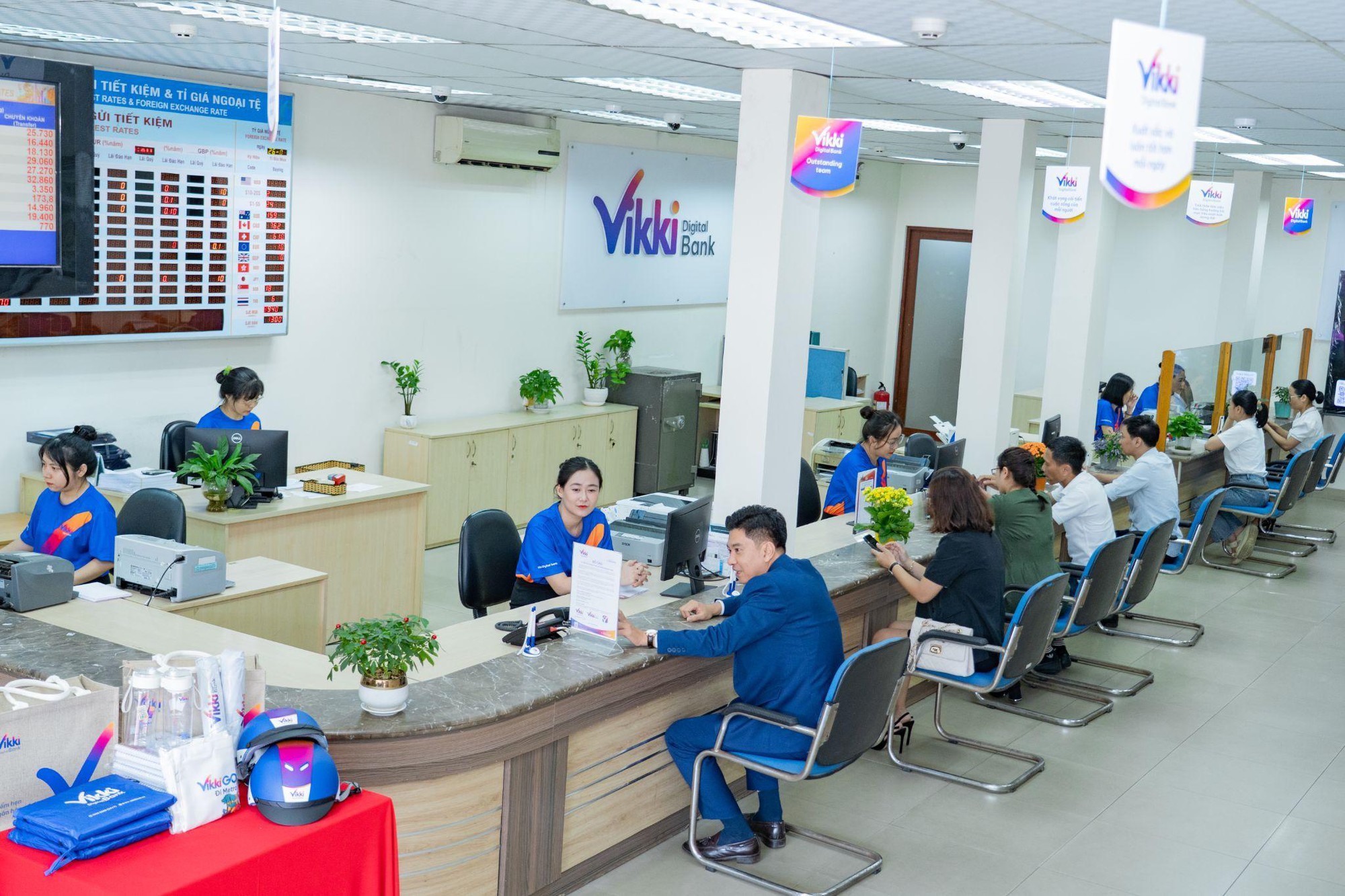Trúng VÀNG mỗi ngày cùng Vikki Bank - Ngân hàng Tiết kiệm Tốt nhất - Ảnh 2.