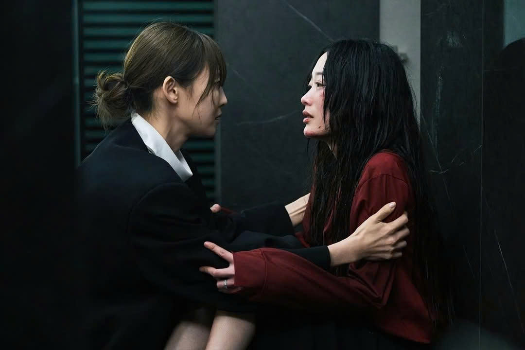 As You Stood By - Ảnh 6.