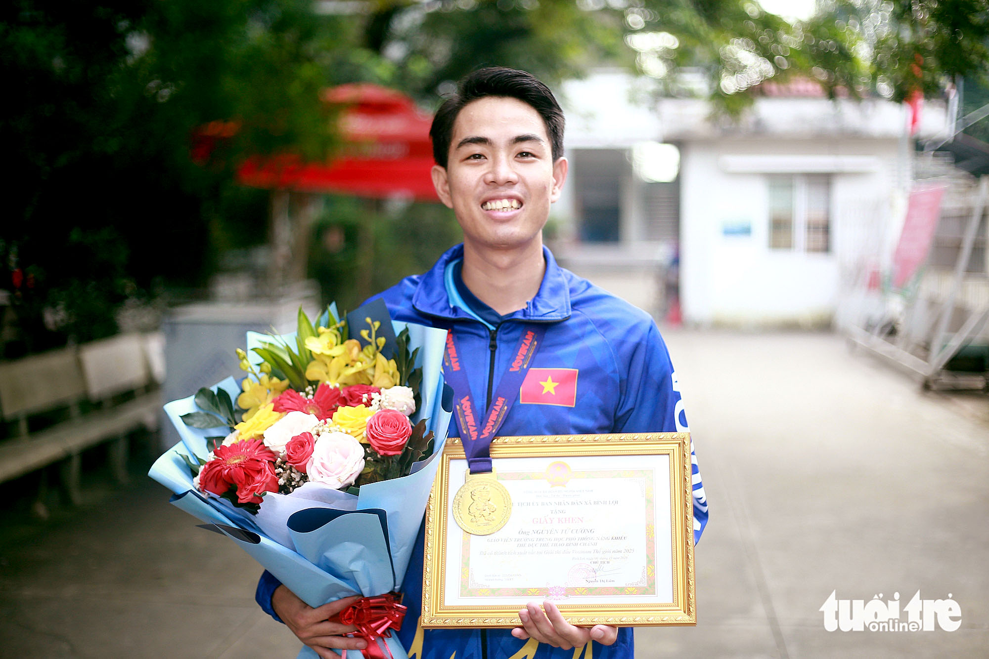 Từng mê game bỏ học, trở thành thầy giáo đoạt HCV Vovinam thế giới truyền cảm hứng cho học trò - Ảnh 9.