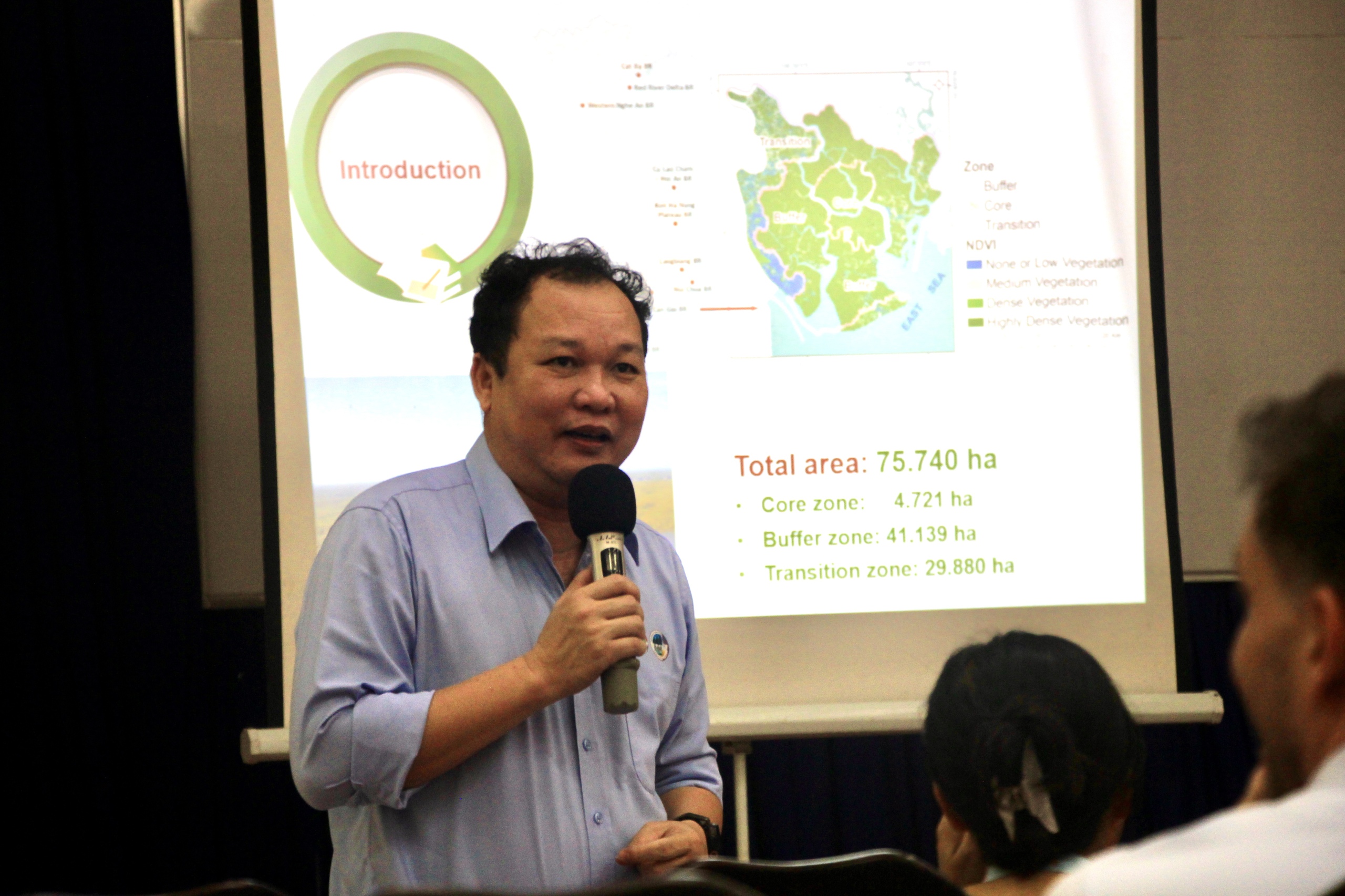 Dutch, Vietnamese aquaculture experts visit Can Gio Mangrove Biosphere Reserve - Ảnh 3.