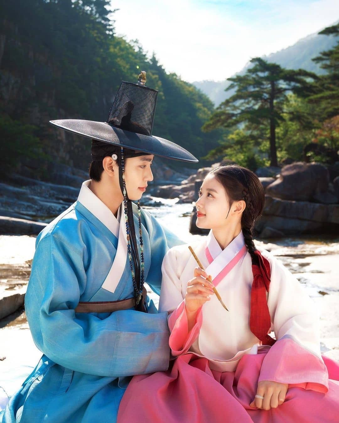 5 bạn trai màn ảnh đình đám của Kim Yoo Jung- Ảnh 3. 5 bạn trai màn ảnh đình đám của Kim Yoo Jung- Ảnh 3.