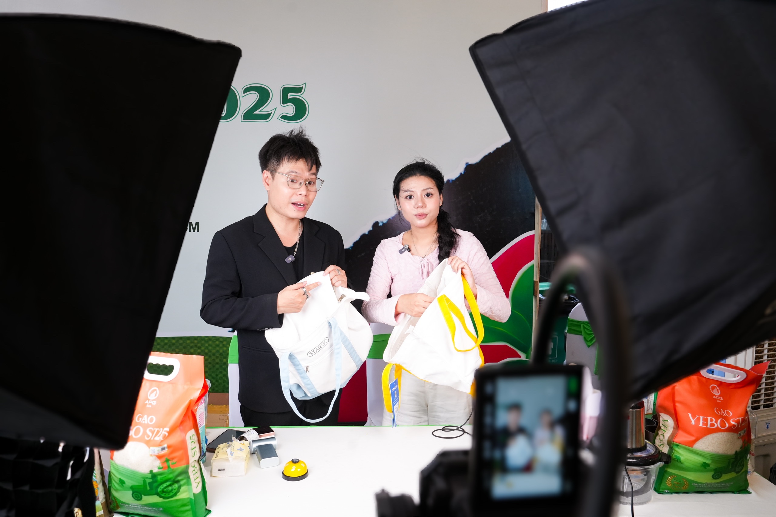 livestream - Ảnh 6.