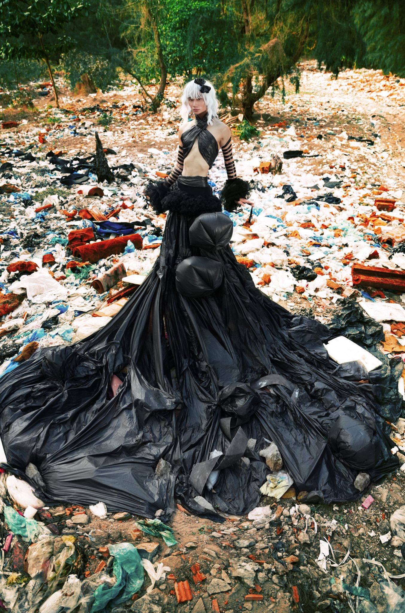 Harry Nista khác biệt với thời trang phi giới tính - Ảnh 11.