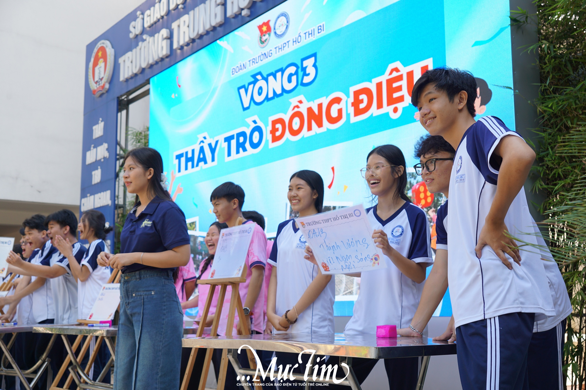 Thầy trò THPT Hồ Thị Bi thử thách độ hiểu ý, hợp sức tại sân chơi chào mừng 20-11- Ảnh 10.