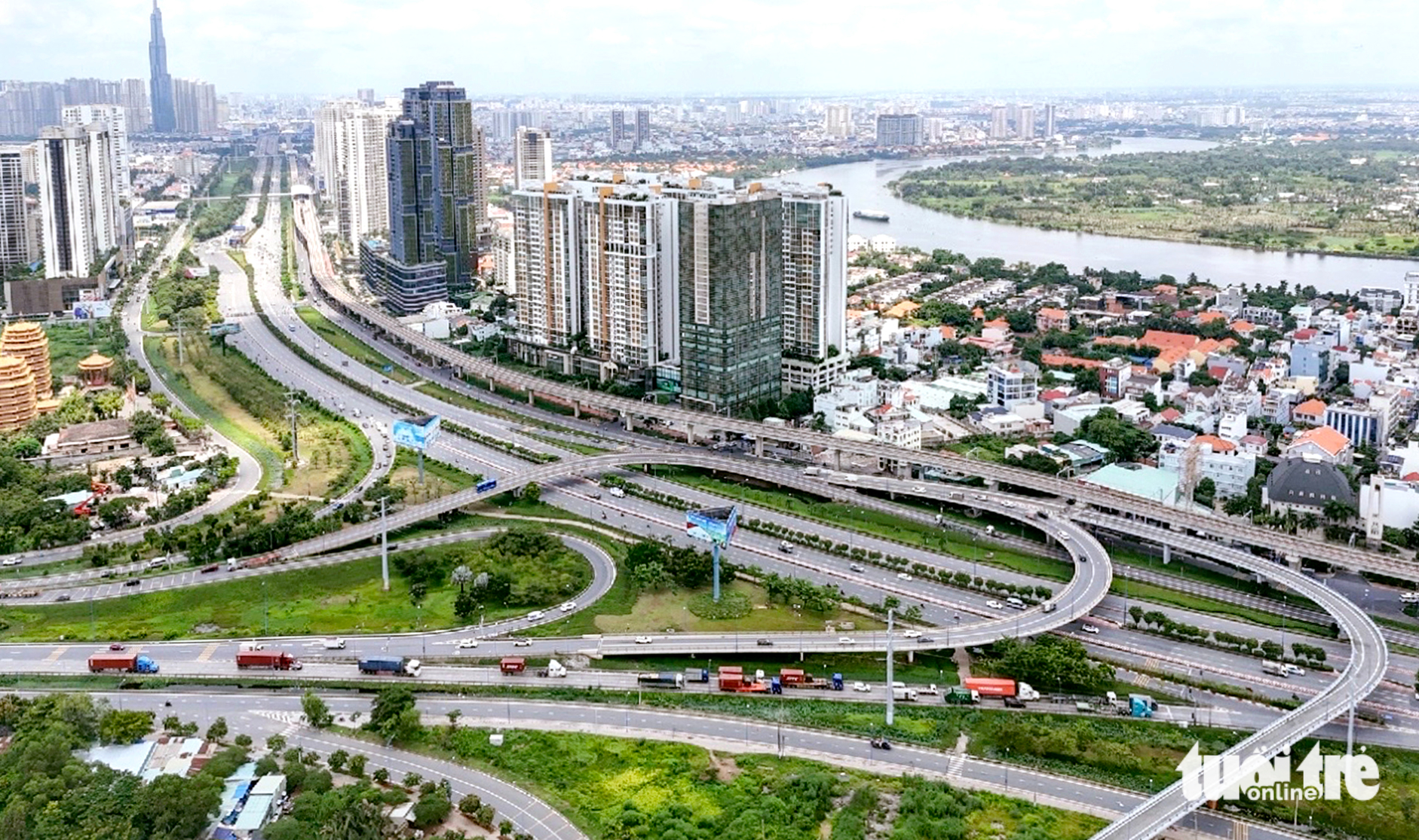 Thông xe đường nhánh S1, giao thông đi lại ở 'cửa ngõ' Cát Lái thay đổi ra sao? - Ảnh 1.