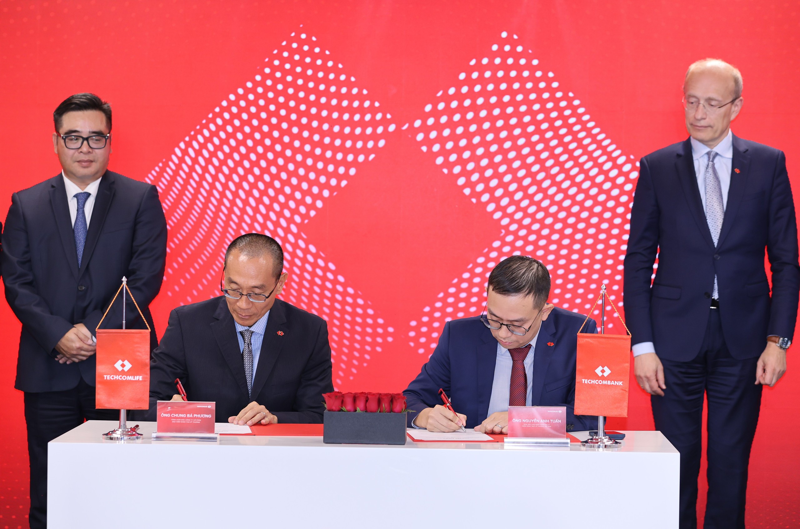 Techcombank - Ảnh 1.