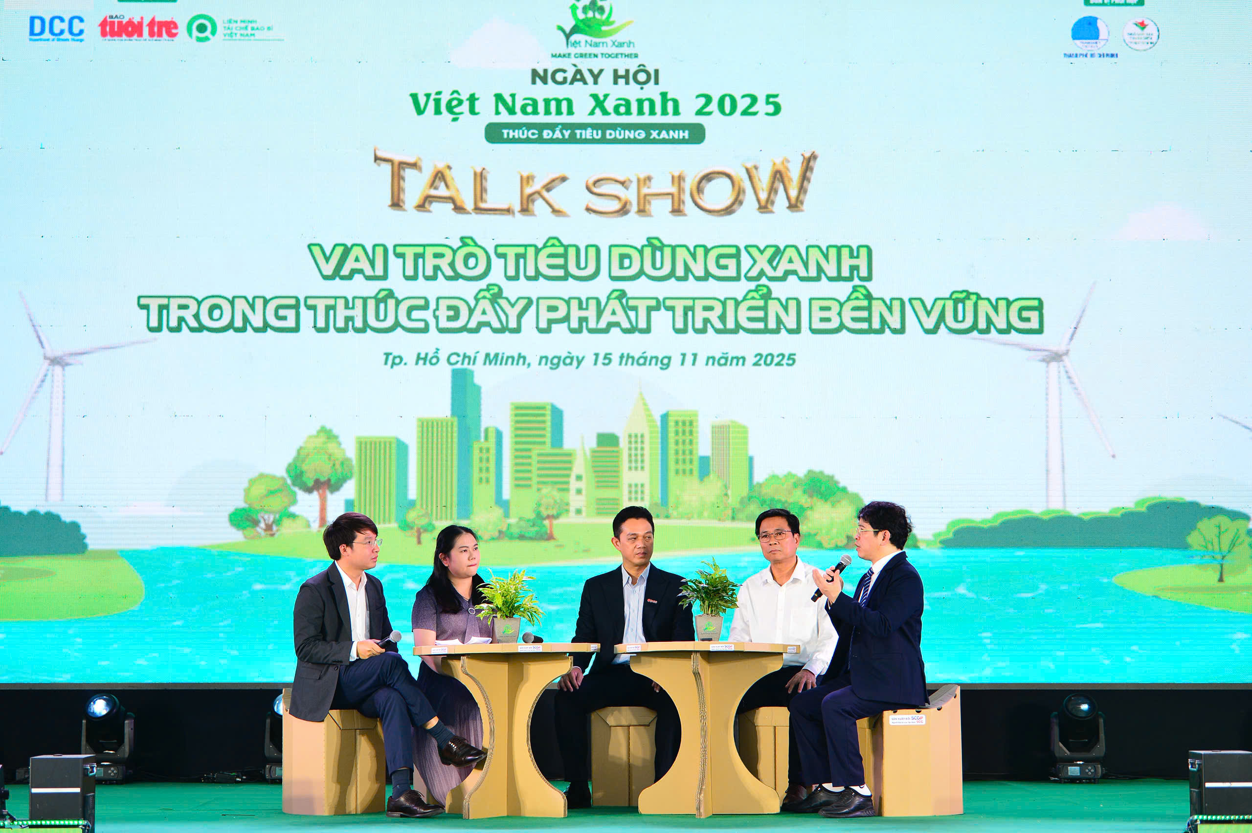 Người tiêu dùng - Ảnh 1.