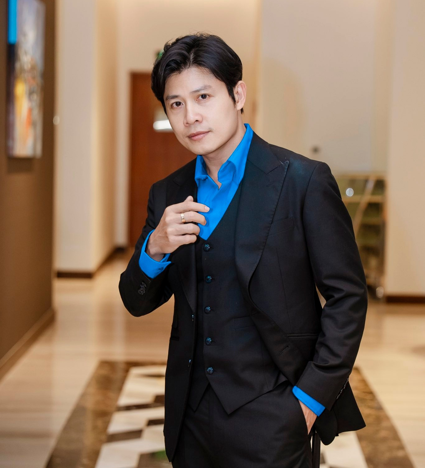 Nguyễn Văn Chung học nữa để bảo vệ mình trước nghi ngờ 'bằng cấp gì mà đứng nói?' - Ảnh 3. Nguyễn Văn Chung - Ảnh 3.