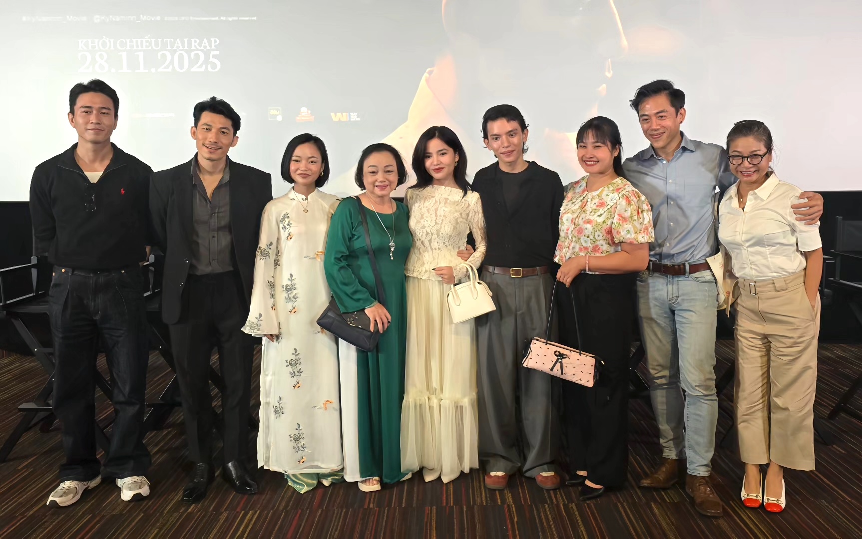 Leon Lê lớn tiếng với Liên Bỉnh Phát và Đỗ Thị Hải Yến vì cảnh hôn trong 'Quán Kỳ Nam' - Ảnh 1. Quán Kỳ Nam - Ảnh 1.