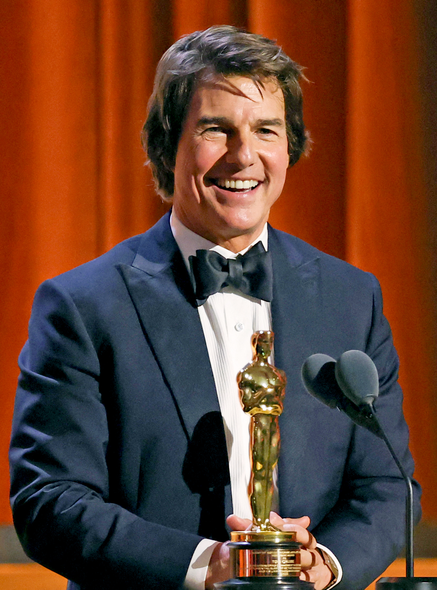 Tom Cruise nhận giải Oscar danh dự tại Governors Awards - Ảnh 1.