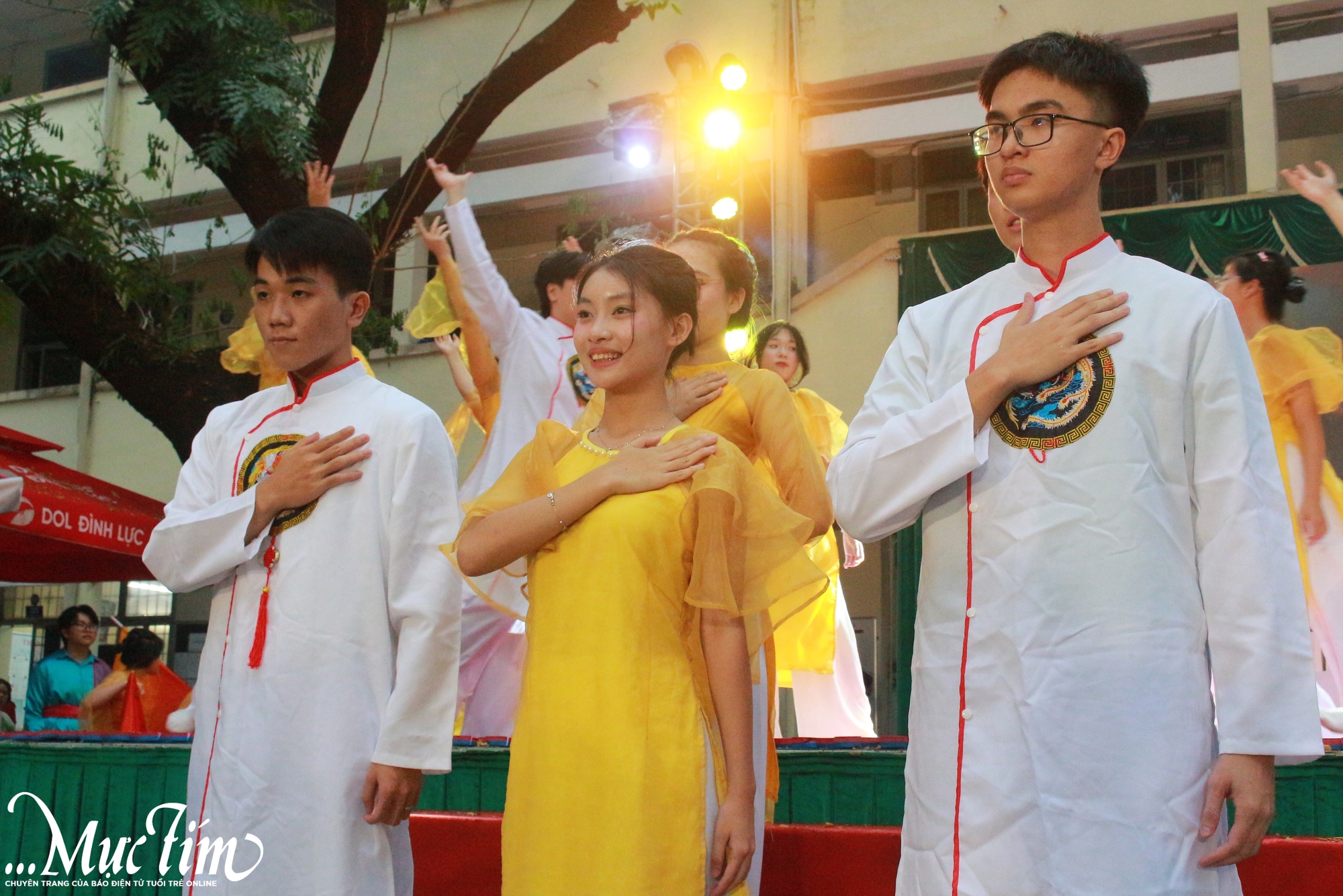 Teen Trường THPT Nguyễn Công Trứ hát vang giai điệu 'Tự hào trường tôi' - Ảnh 8.