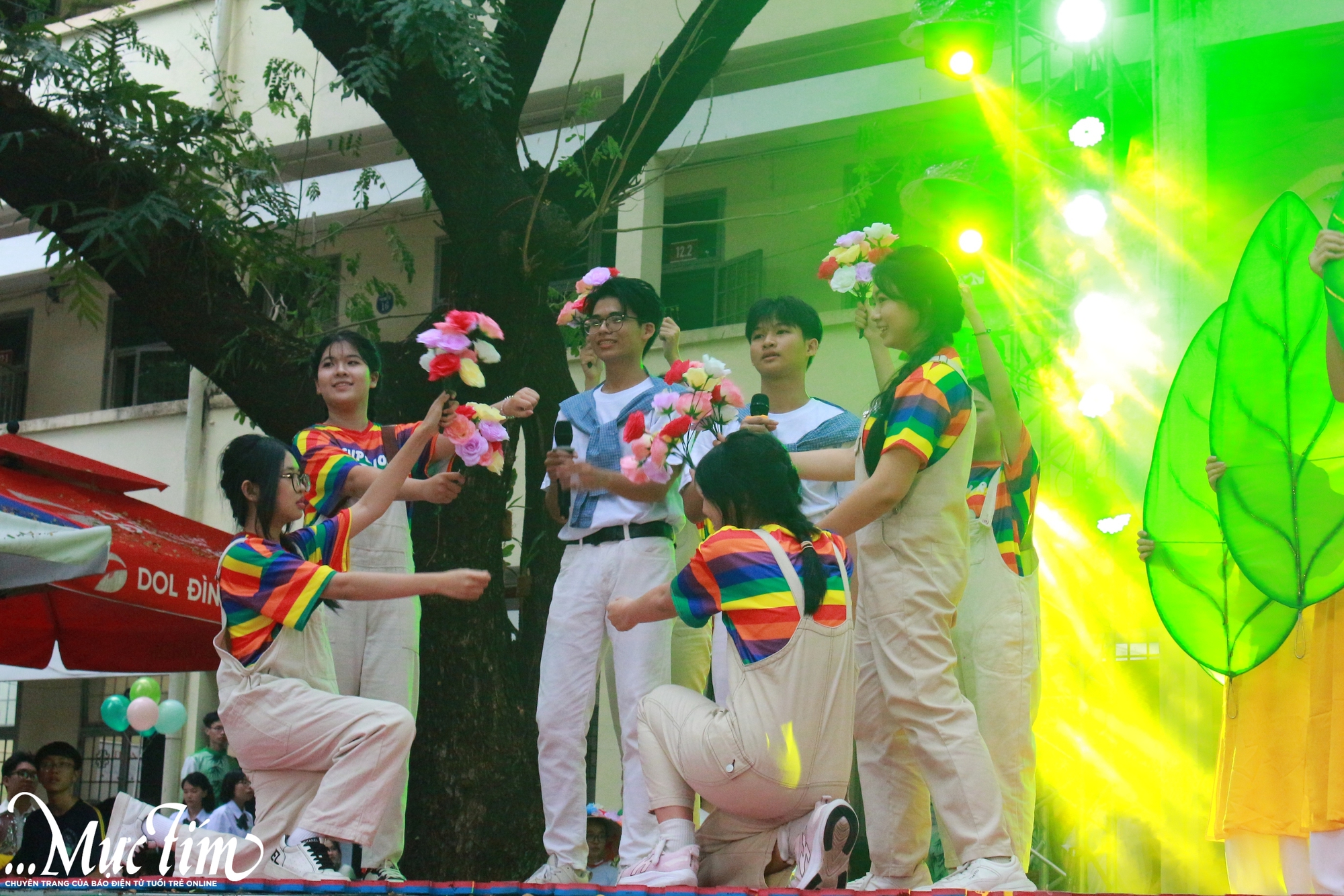 Teen Trường THPT Nguyễn Công Trứ hát vang giai điệu 'Tự hào trường tôi' - Ảnh 10.