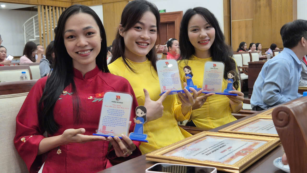 Nhận thức nhà giáo quyết định chuyển đổi số giáo dục - Ảnh 2.