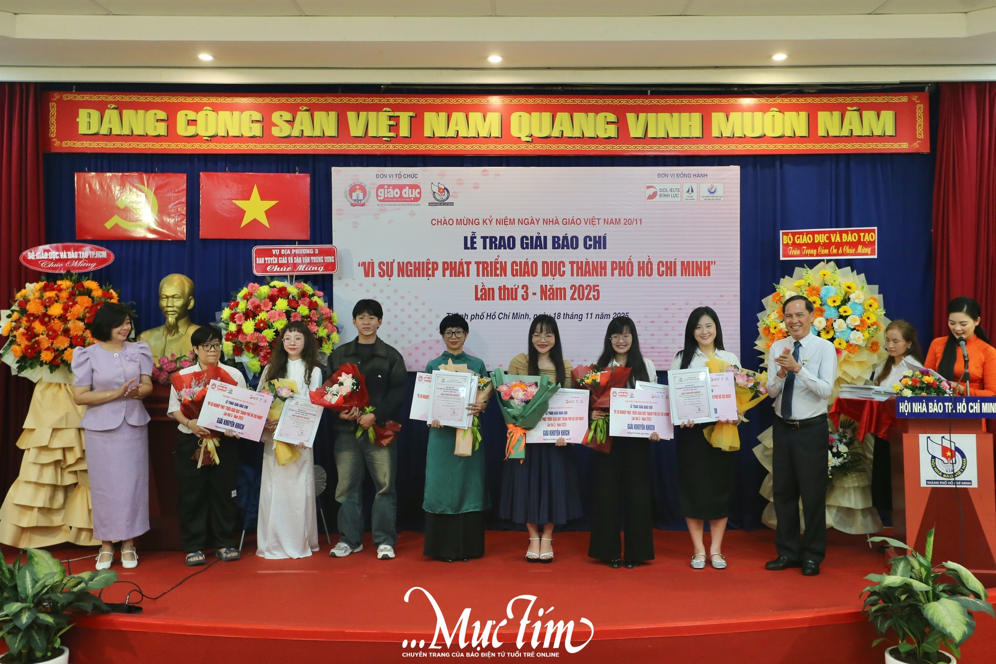 Chuyên trang Mực Tím đoạt giải khuyến khích giải báo chí 'Vì sự nghiệp phát triển giáo dục TP.HCM' năm 2025 - Ảnh 1.