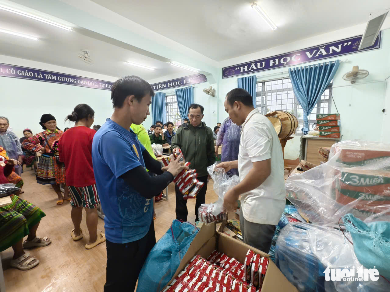 Vietnam’s deputy PM orders urgent evacuations as severe flooding hits Dak Lak- Ảnh 7. Vietnam’s deputy PM orders urgent evacuations as severe flooding hits Dak Lak- Ảnh 7.