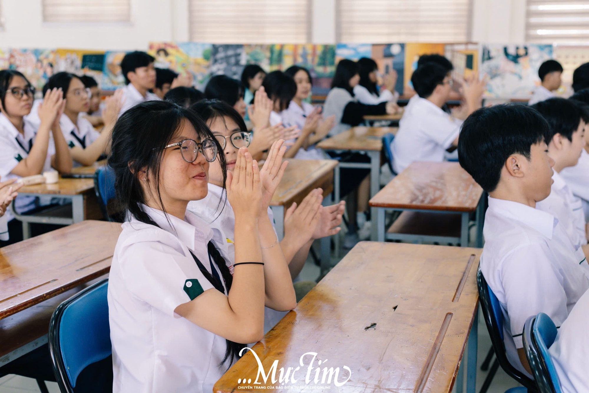 Teen Trường THPT Nguyễn Chí Thanh ứng dụng AI trong tiết học liên môn đặc biệt - Ảnh 3.