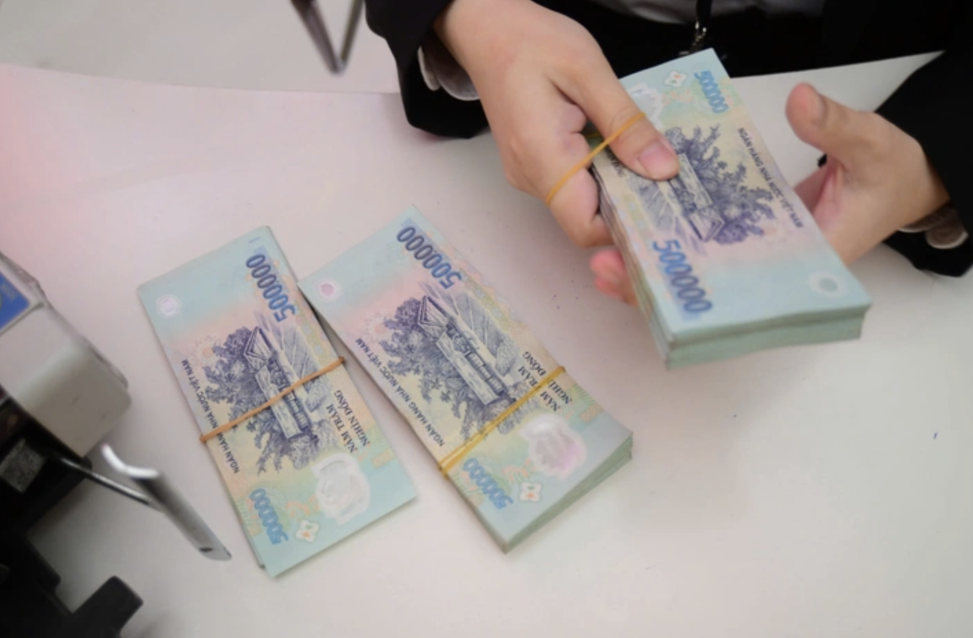 Tin tức sáng 20-11: Đã sắp xếp hơn 7.400 trụ sở dôi dư; Đất nền TP.HCM tăng giá mạnh nhất  - Ảnh 4.