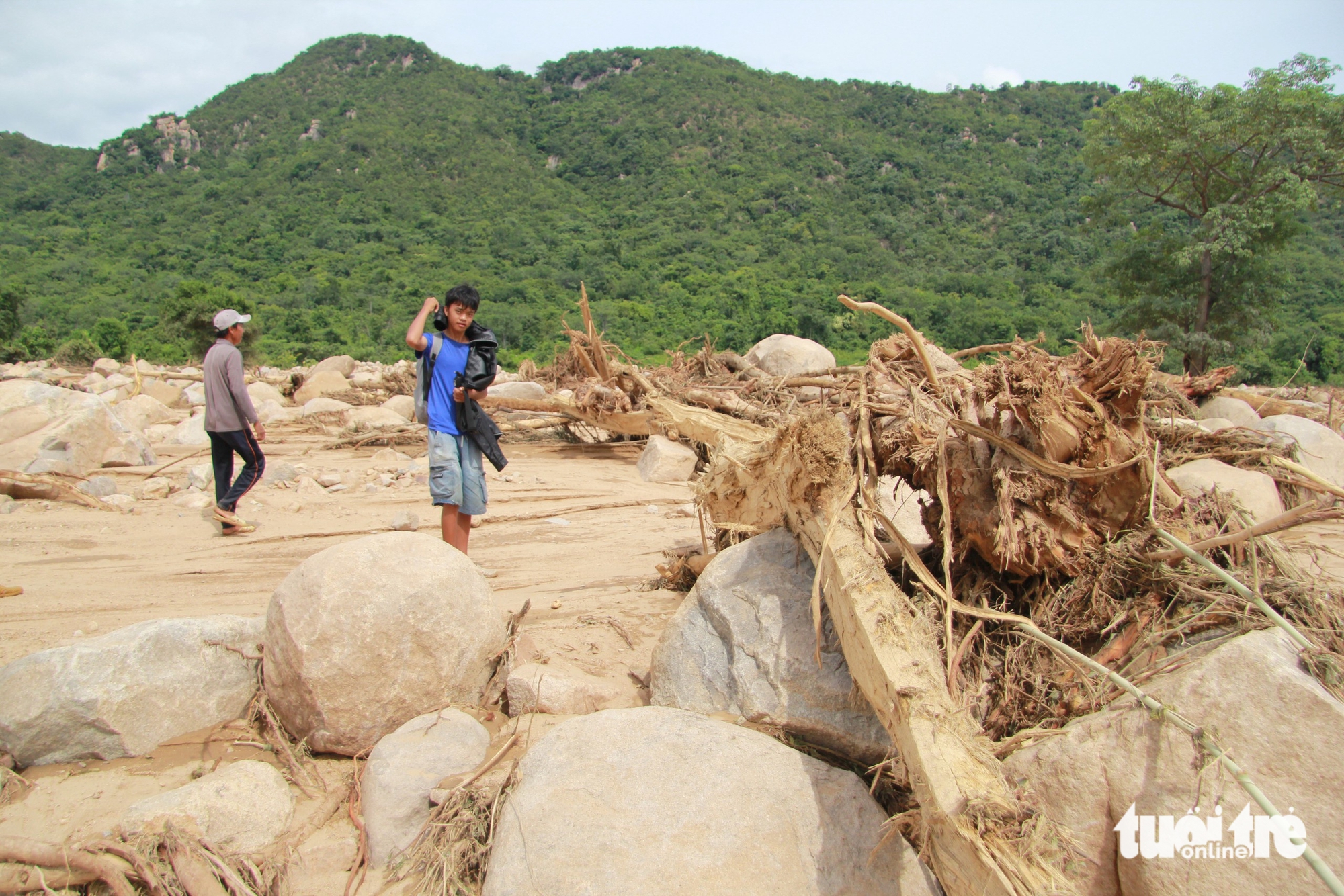 hồ chứa nước - Ảnh 4.