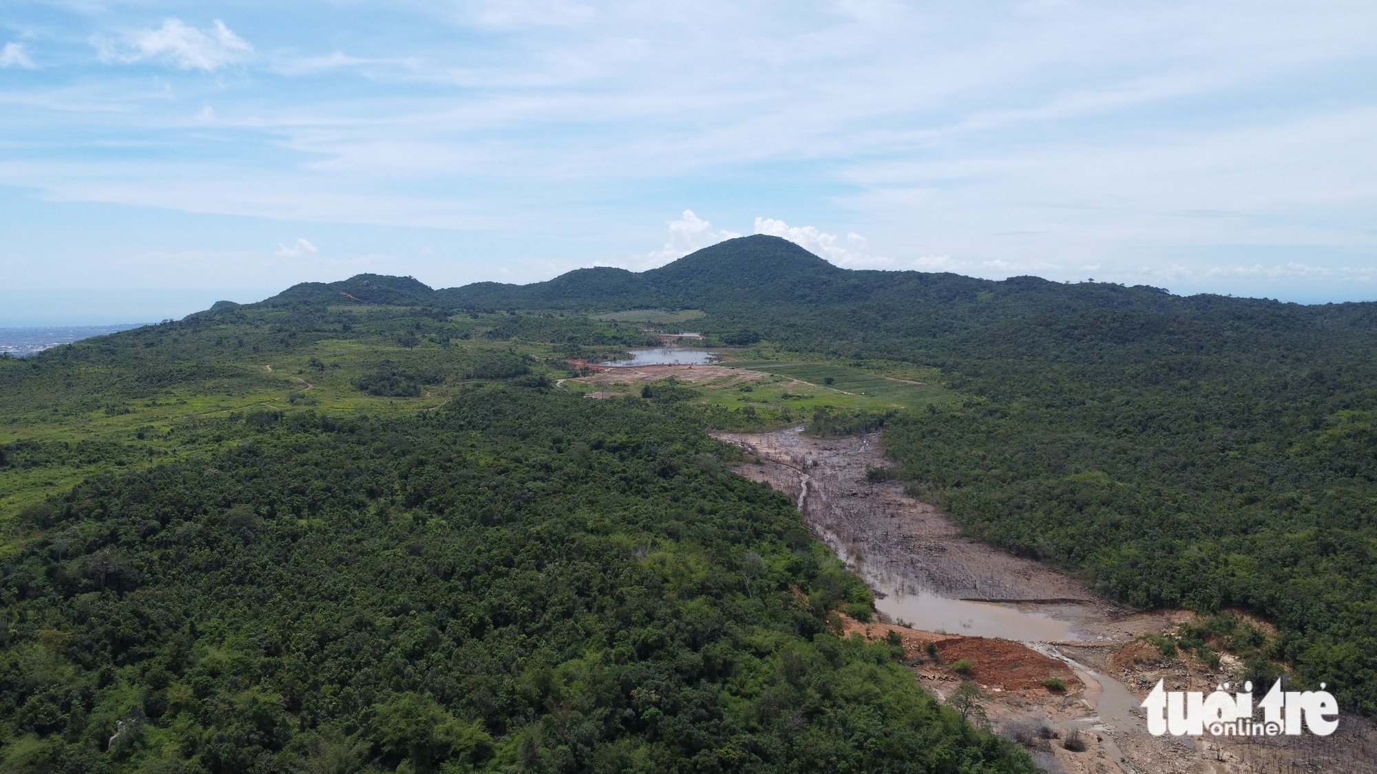 hồ chứa nước - Ảnh 9.