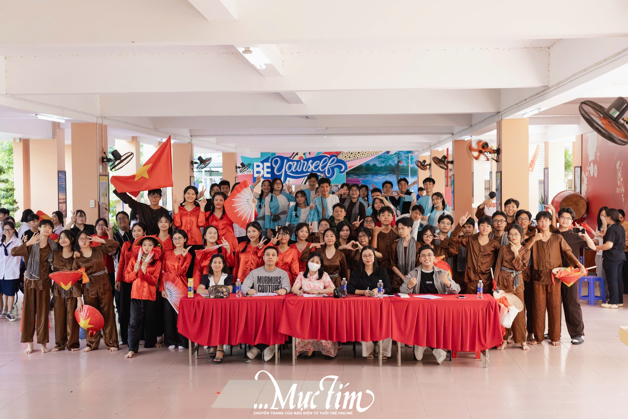 Teen Trường THPT Nguyễn Chí Thanh gửi gắm lời tri ân thầy cô bằng âm nhạc- Ảnh 2.