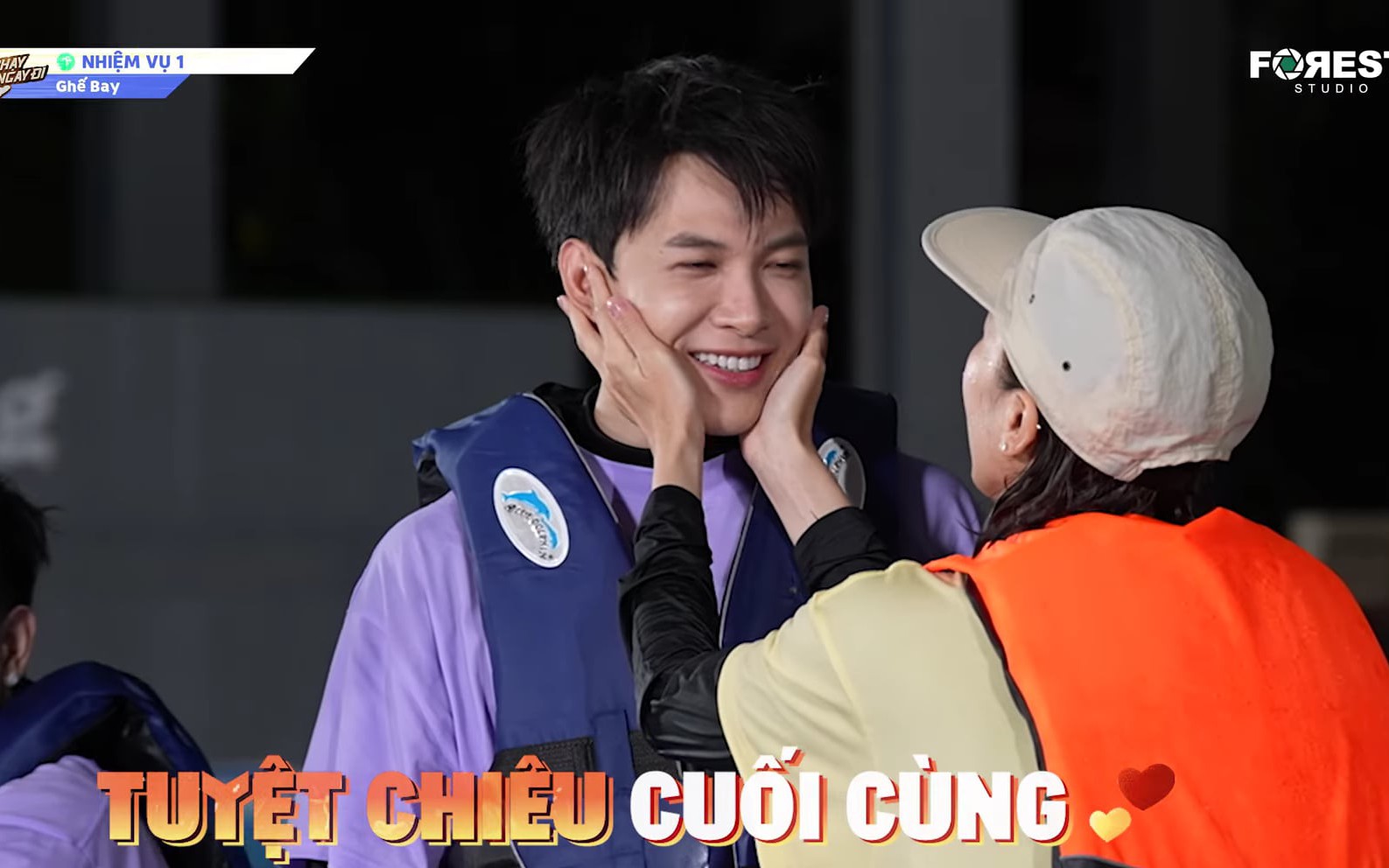 Anh Tú Atus: Tôi không dám nhận mình là ca sĩ - Ảnh 3.