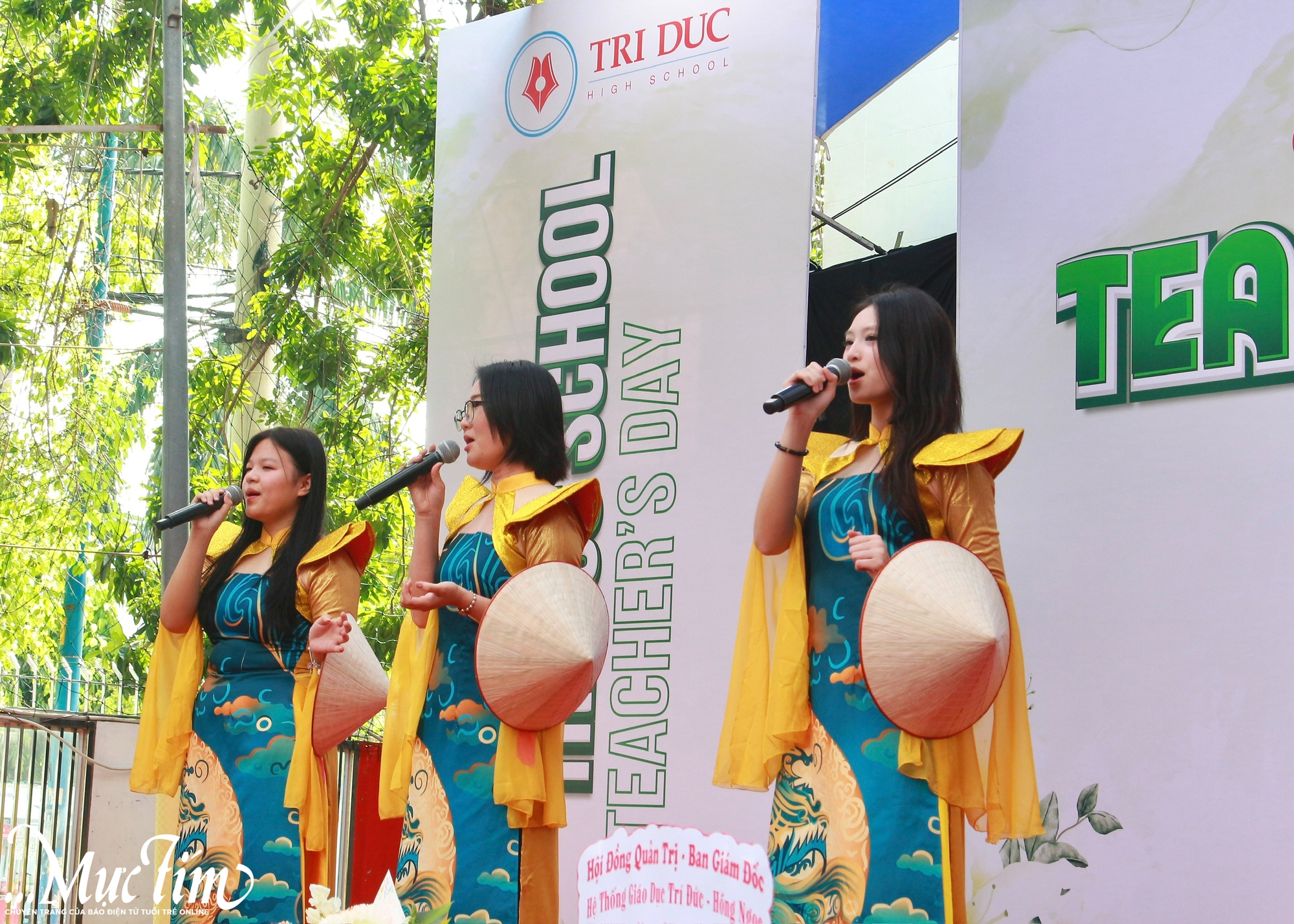 Bất ngờ với tiết mục từ thầy trò Trường THCS-THPT Trí Đức trong ngày 20-11 - Ảnh 4.
