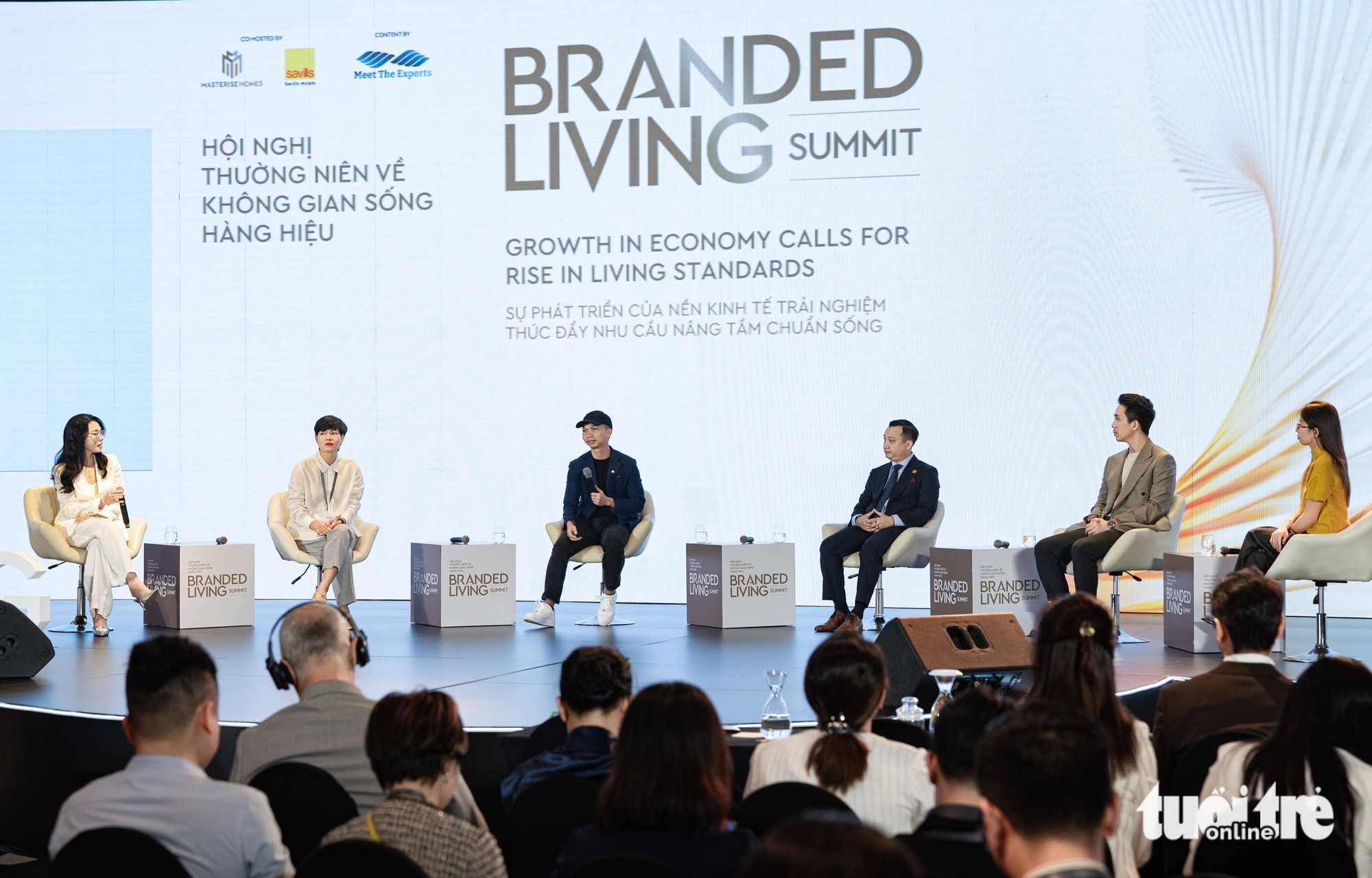 Hành vi tiêu dùng ngày càng đổi, khi 'sống hàng hiệu' vượt khỏi giới siêu giàu - Ảnh 1.