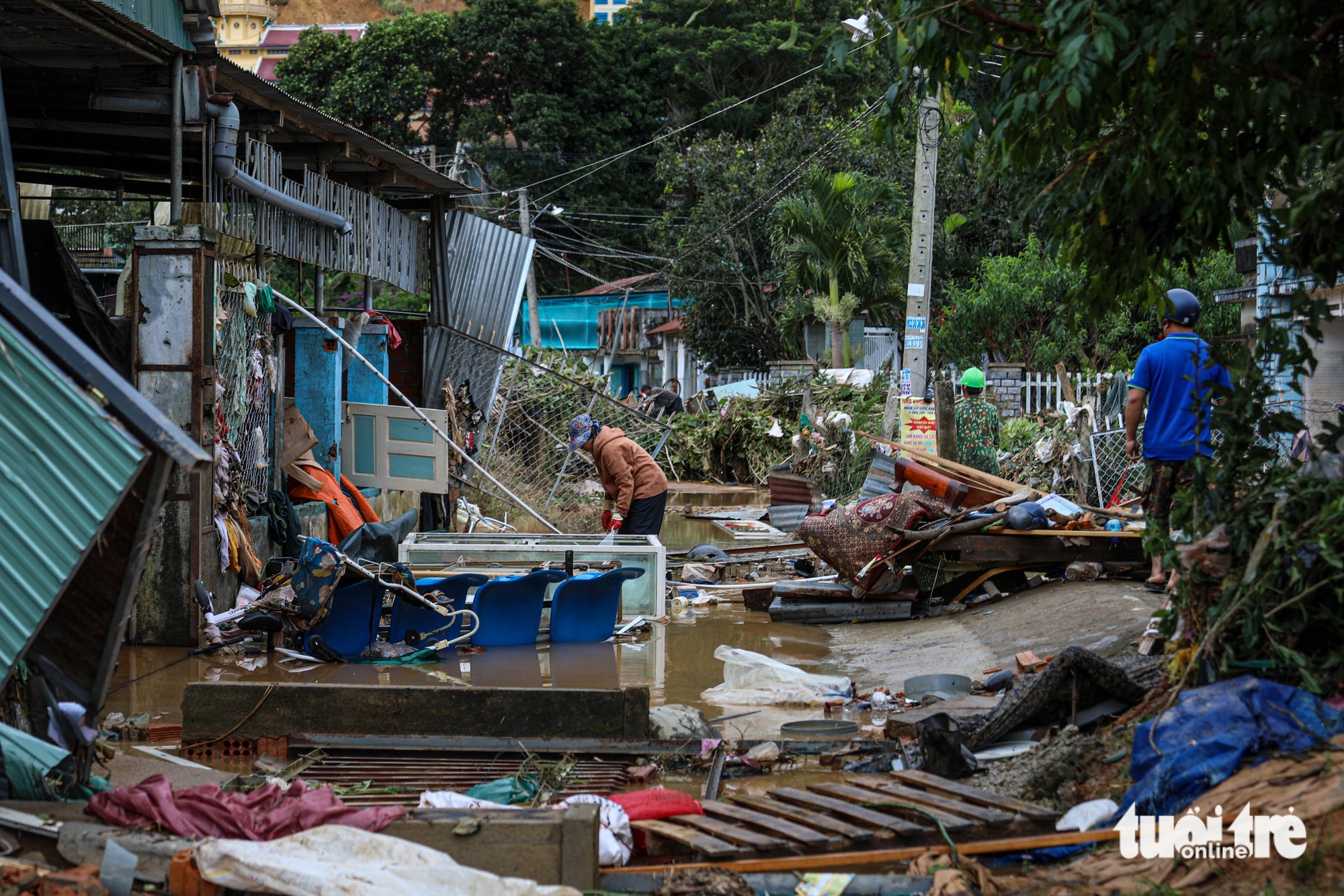 Cảnh tan hoang sau khi thủy điện Đa Nhim xả lũ giữa đêm - Ảnh 7.