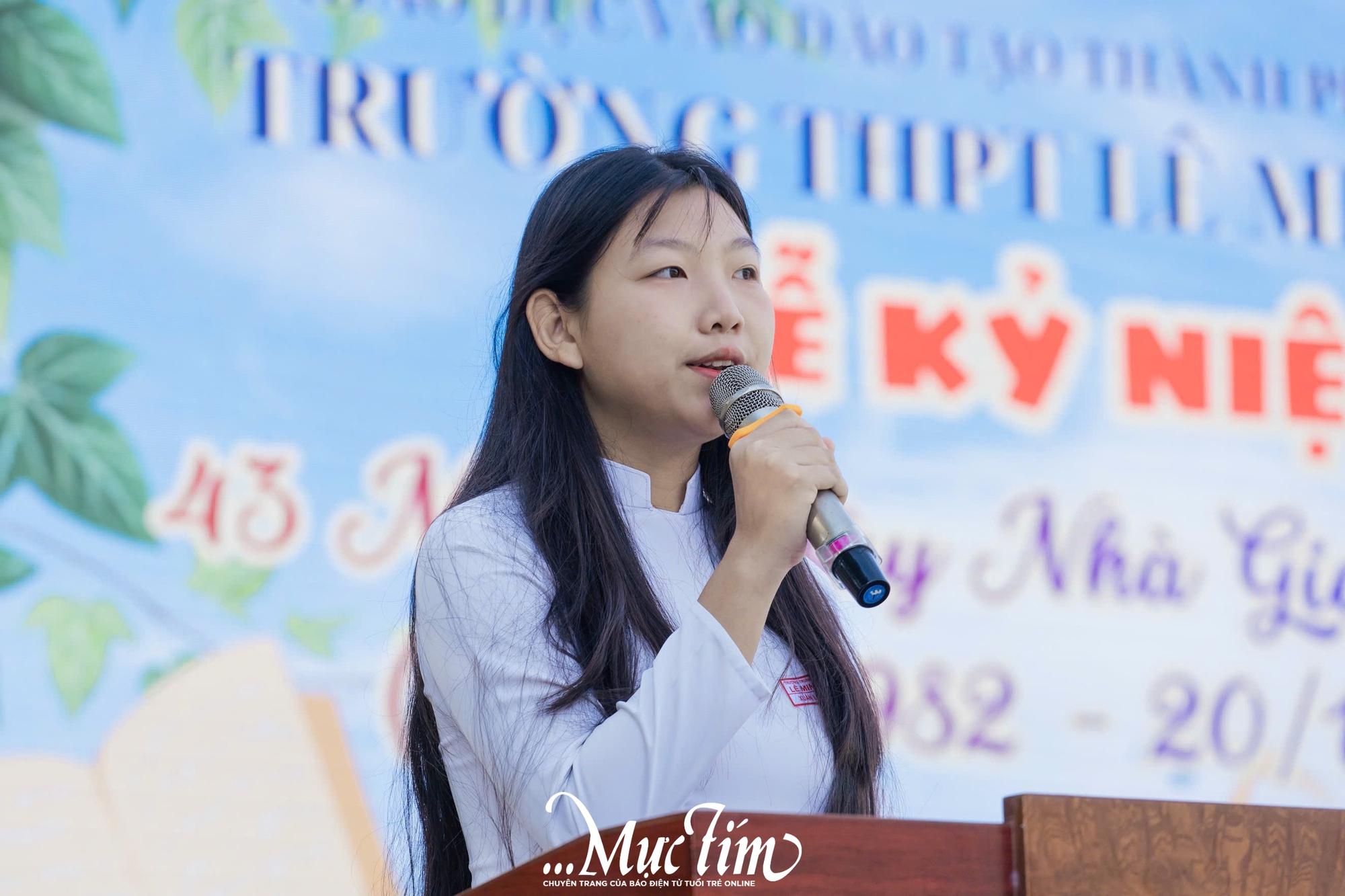 Thầy trò Trường THPT Lê Minh Xuân sẻ chia với đồng bào bão, lũ qua "Nét vẽ lịch sử"- Ảnh 5.