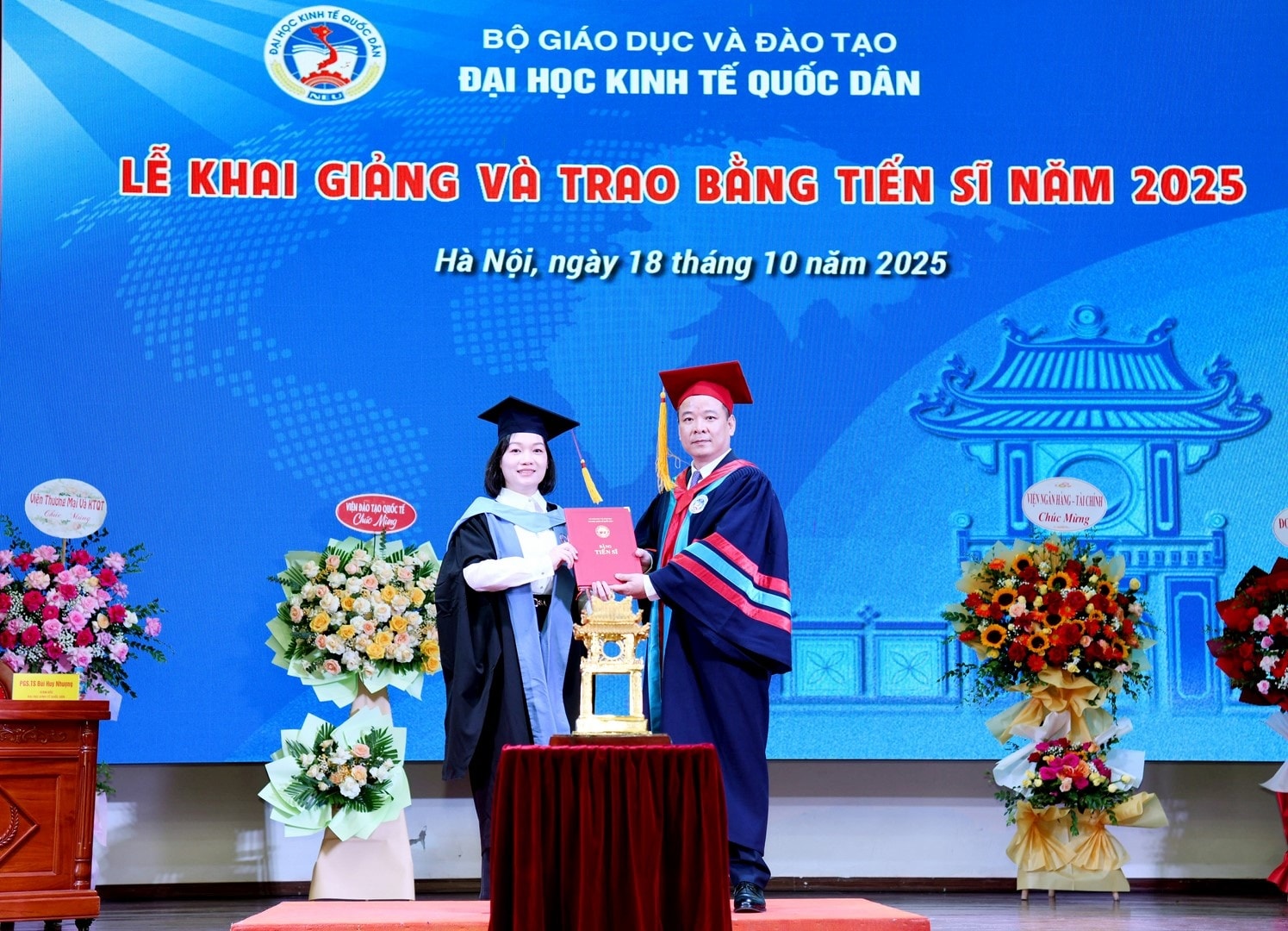 tiến sĩ - Ảnh 1.