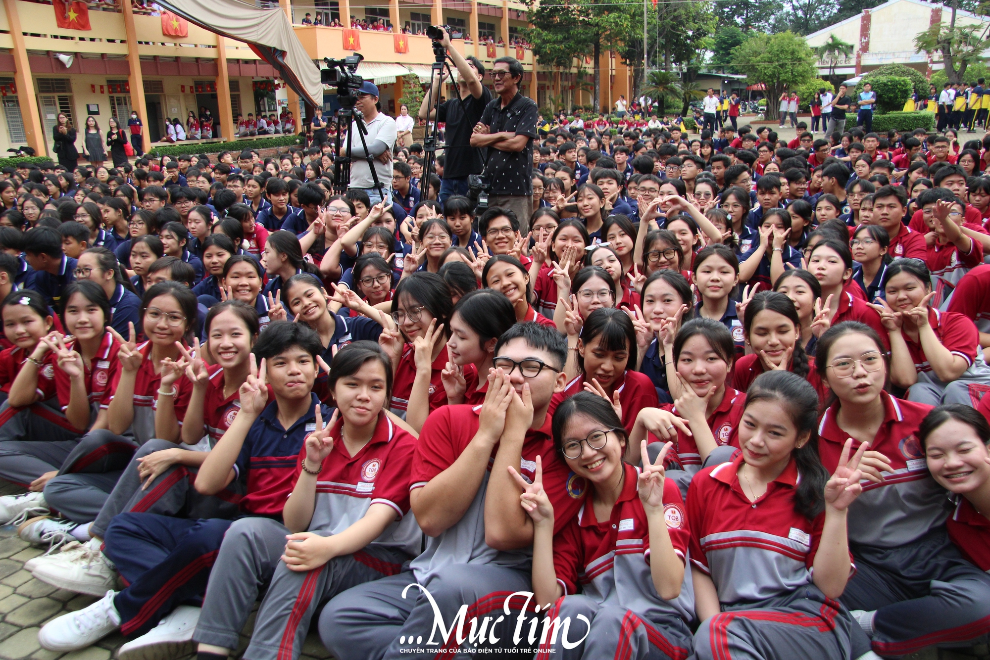 630 học sinh Trường THPT Tạ Quang Bửu cùng đồng diễn võ nhạc - Ảnh 2.