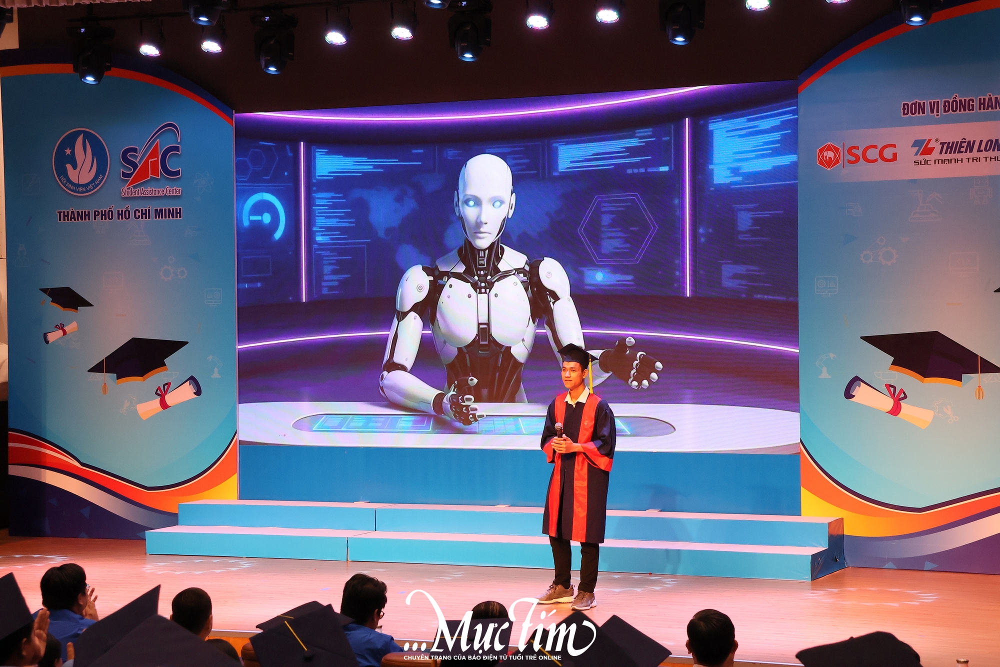 Hành trình chinh phục những đỉnh cao của 88 thủ khoa tiêu biểu năm 2025 - Ảnh 10.