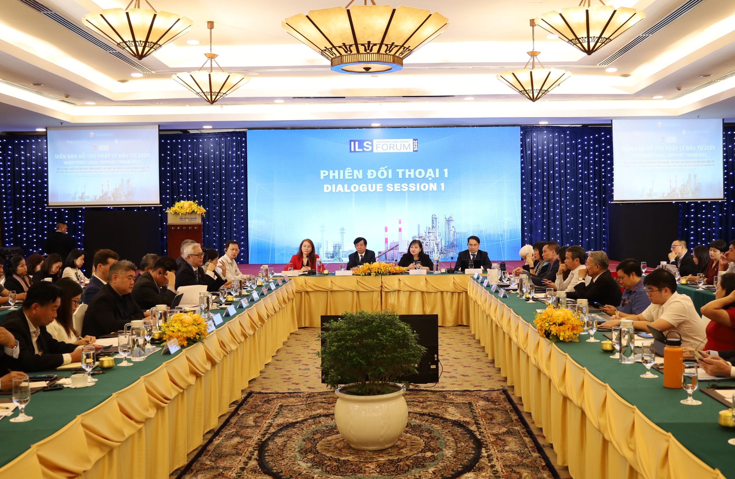 Mô hình khu công nghiệp - đô thị - dịch vụ hấp dẫn nhà đầu tư Singapore, Úc - Ảnh 1.