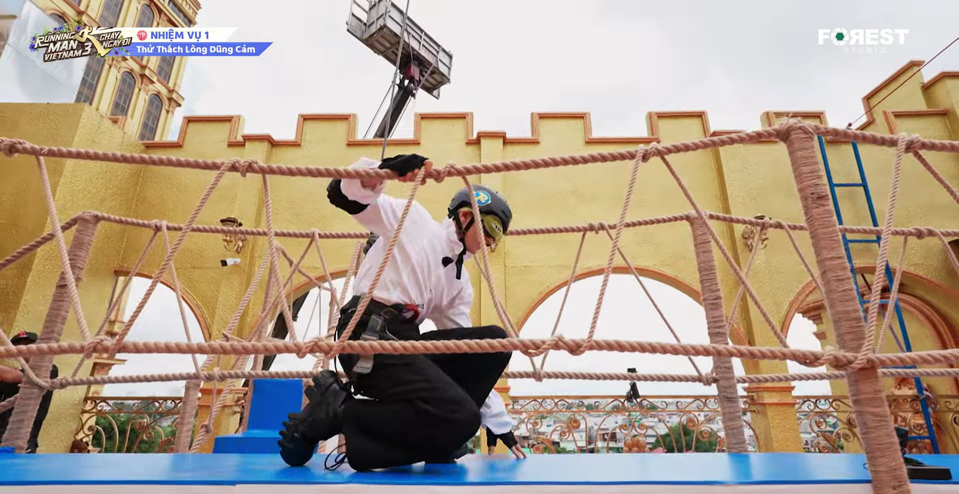 Running man tập 8: dàn nam nhân thót tim trước thử thách nhảy cao - Ảnh 8.