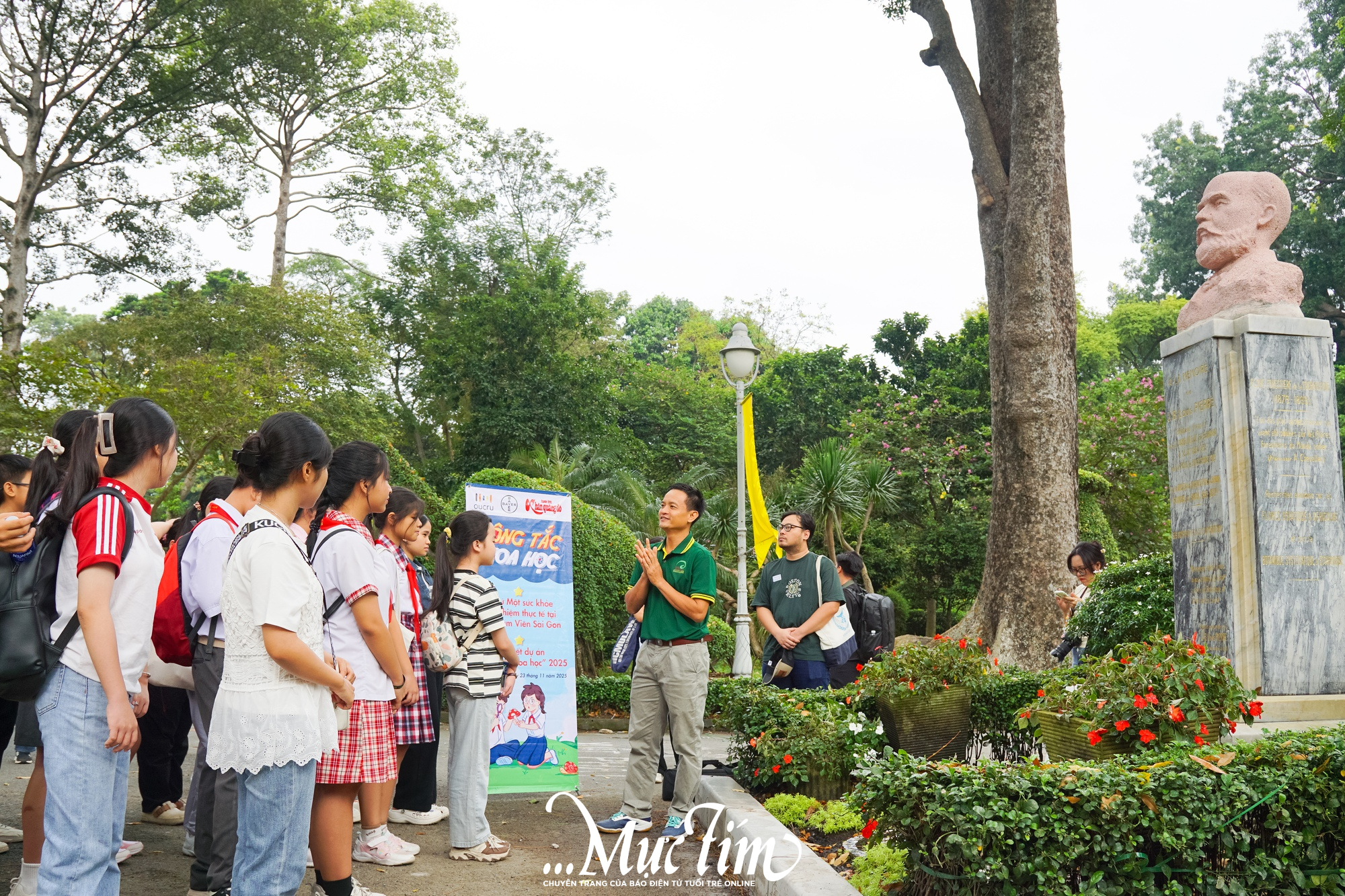 2 giờ khám phá thiên nhiên của các 'đại sứ' Công tắc khoa học tại Thảo cầm viên- Ảnh 1.