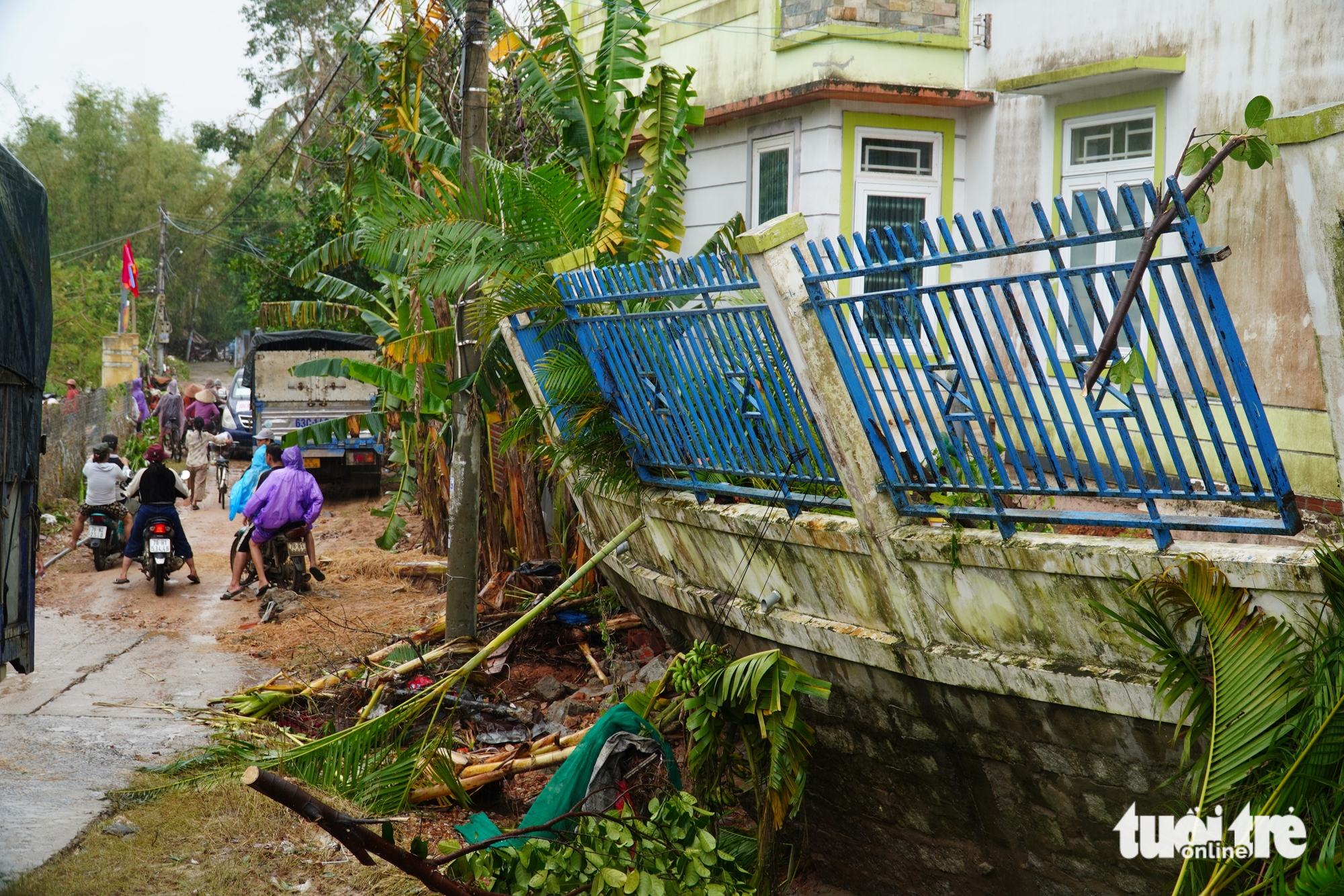 South-central Vietnam flood death toll rises to 91, with over $490mn in damage- Ảnh 6.