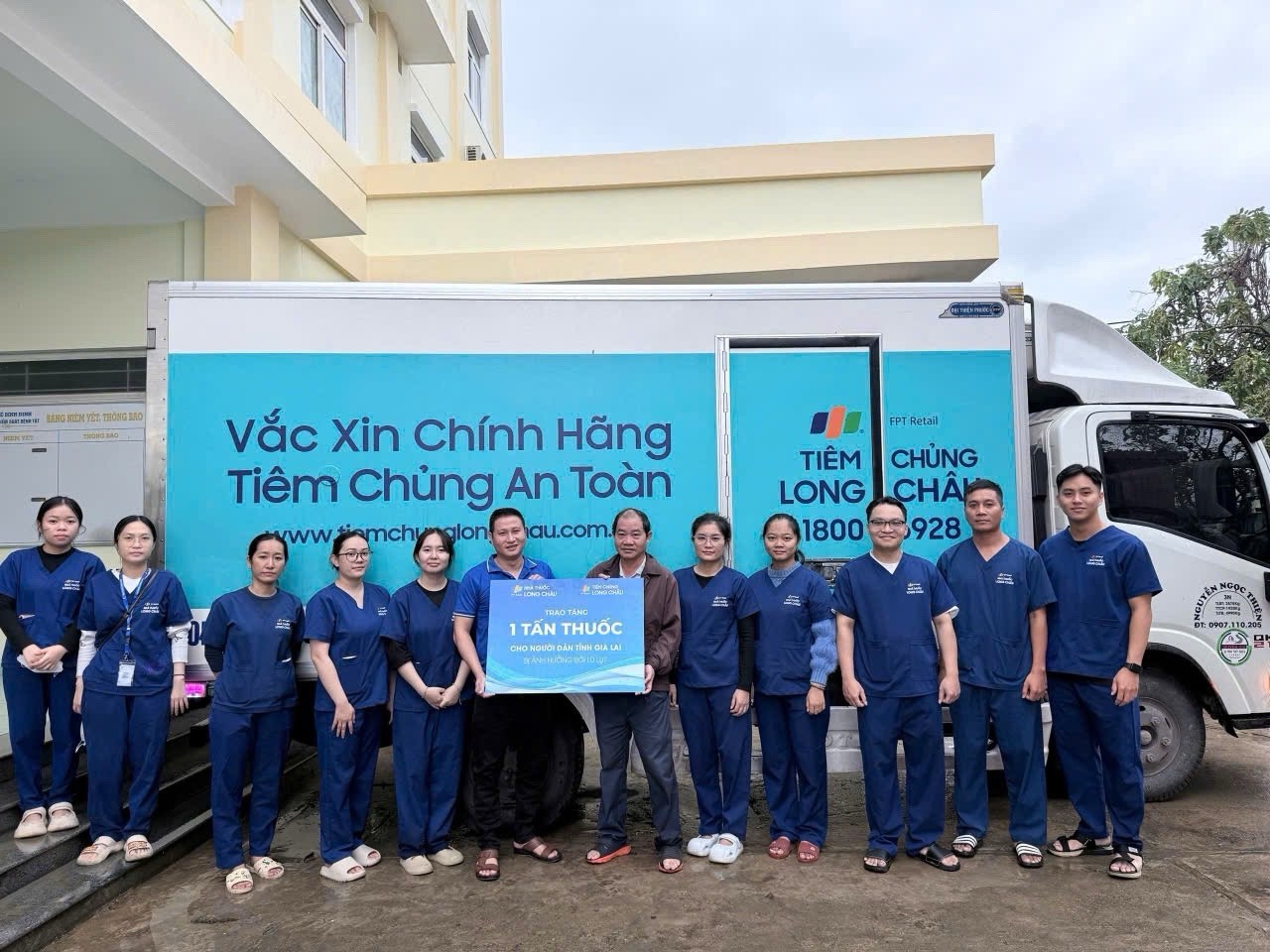 Chuyến xe Long Châu 'thần tốc' hỗ trợ bà con Gia Lai - Ảnh 1.