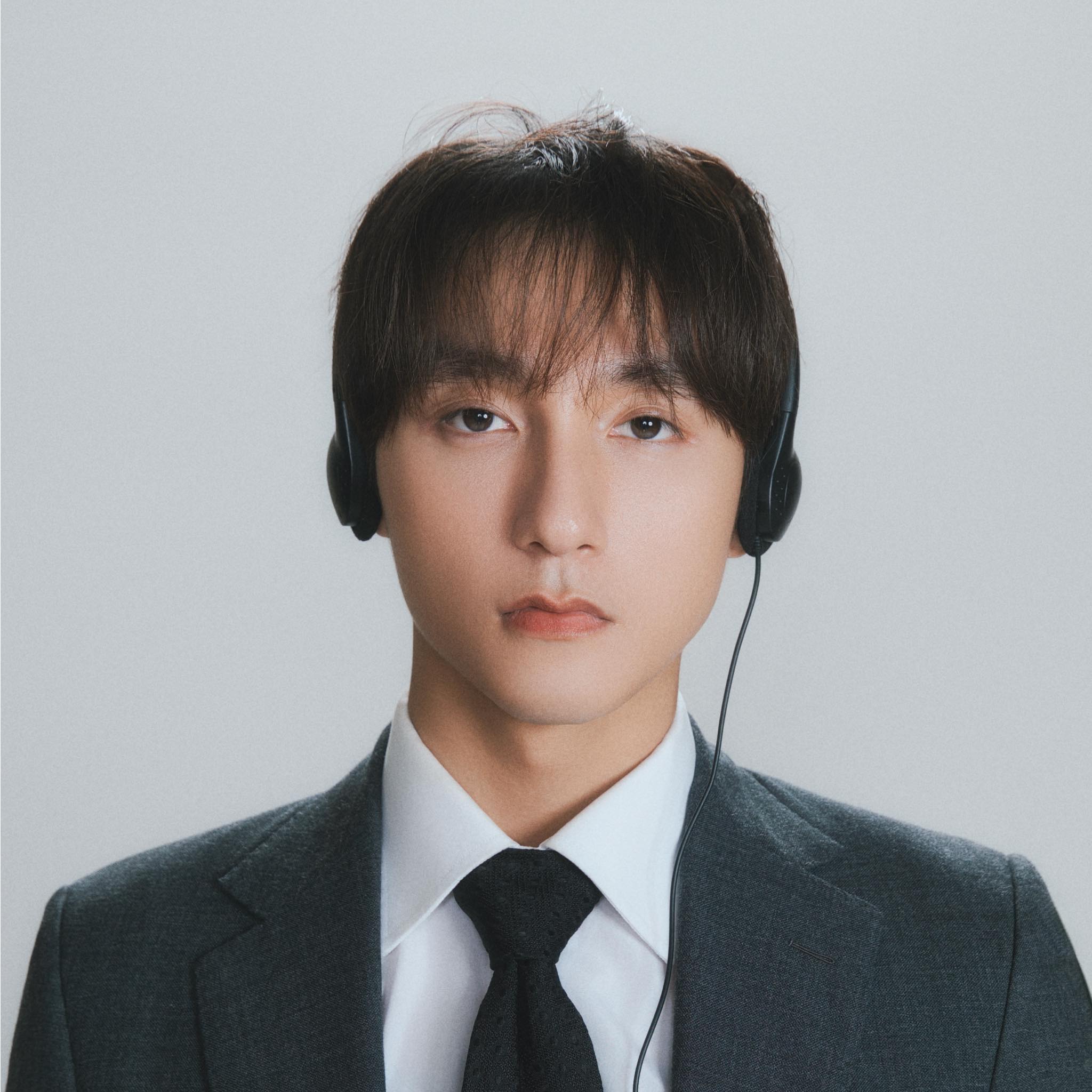 Sơn Tùng - Ảnh 1.