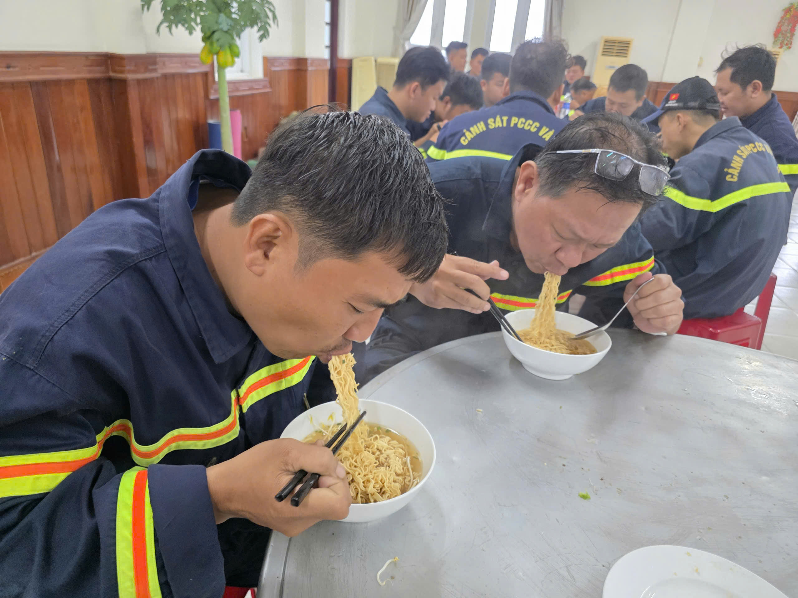 lính cứu hỏa - Ảnh 9.