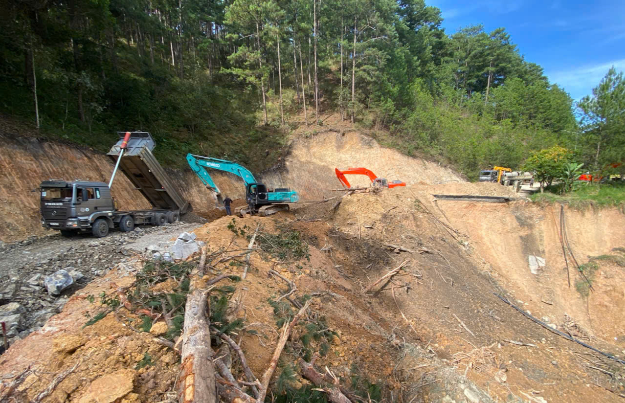 đèo Mimosa - Ảnh 1.