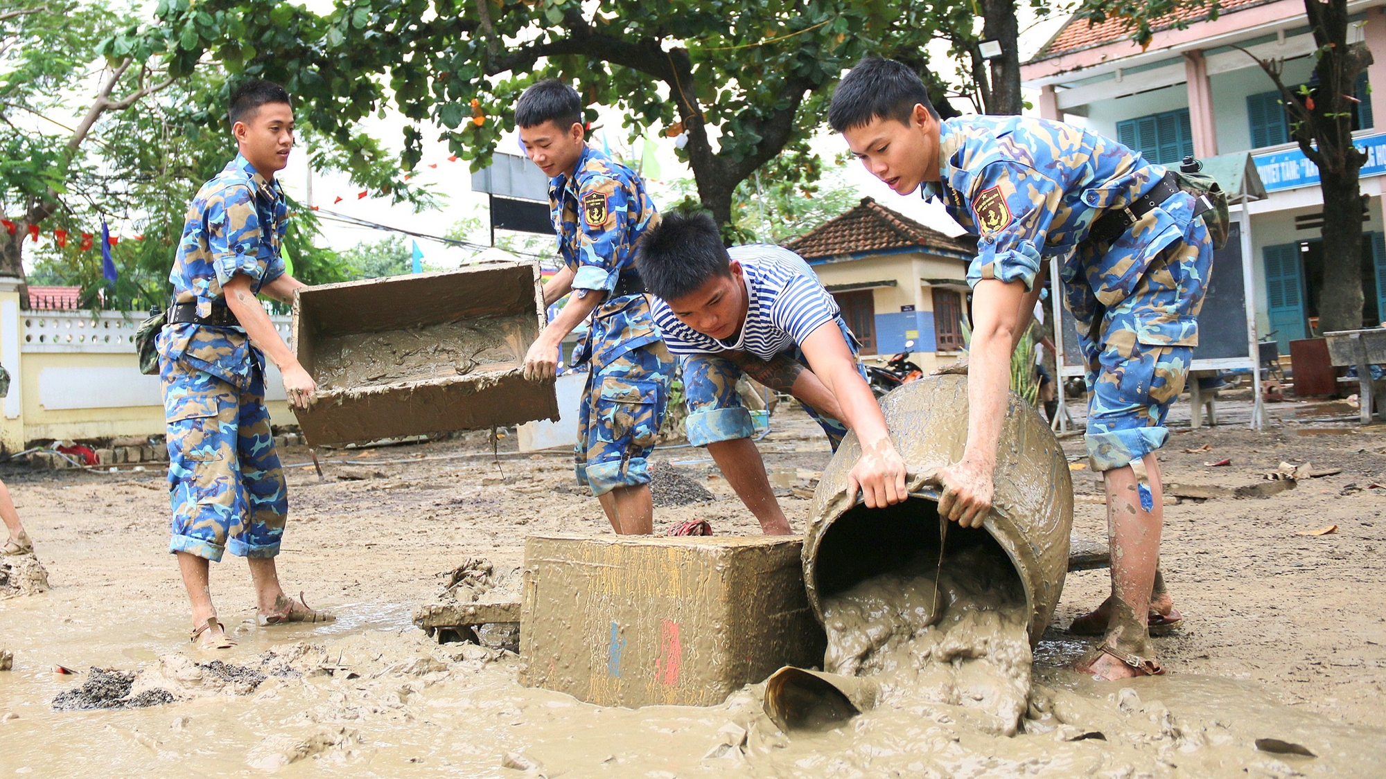 học sinh - Ảnh 2.