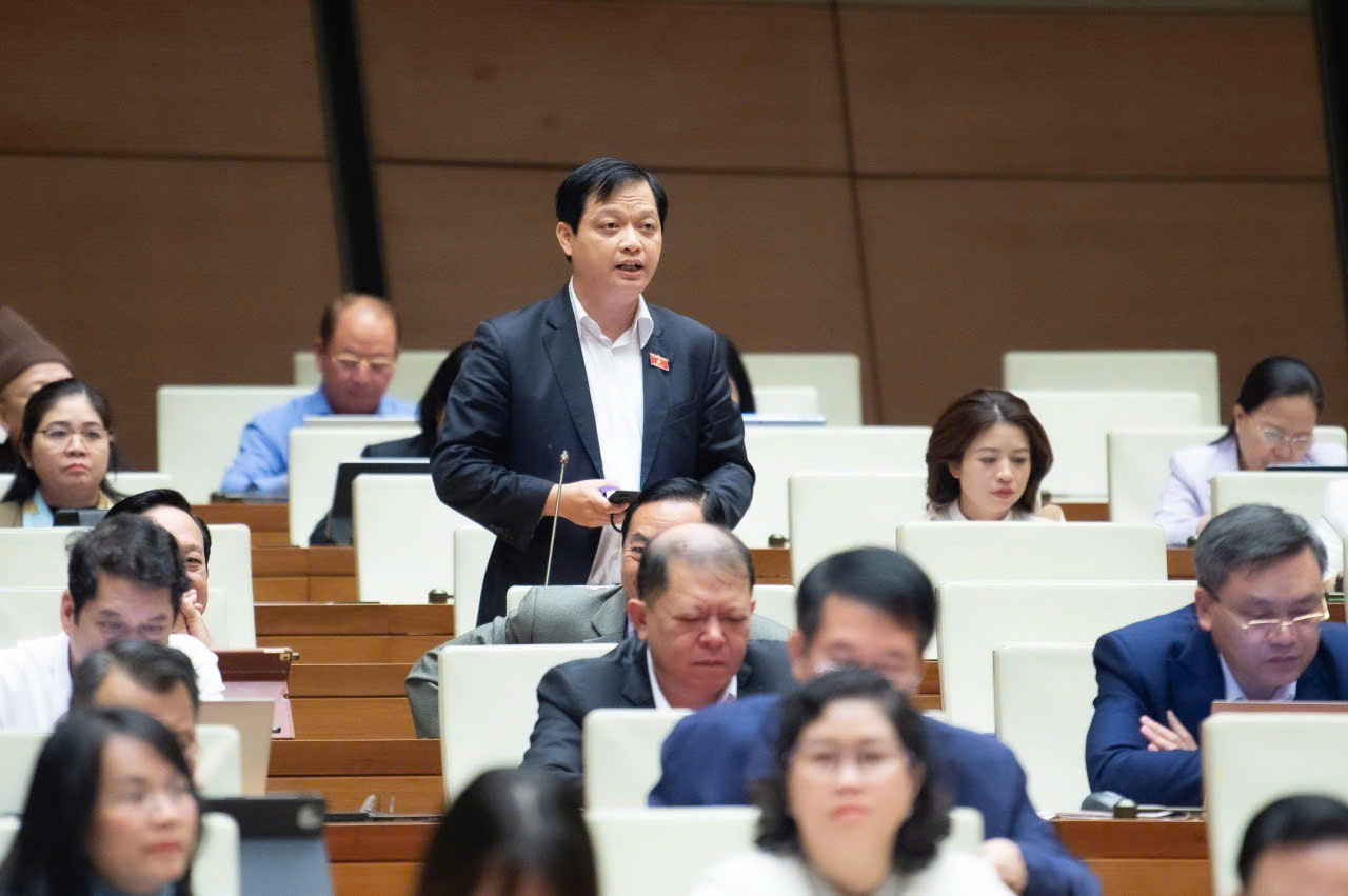 Sửa nghị quyết 98: Trao thêm quyền để TP.HCM bứt phá thành siêu đô thị hàng đầu Đông Nam Á - Ảnh 5. Sửa nghị quyết 98: Trao thêm quyền để TP.HCM bứt phá thành siêu đô thị hàng đầu Đông Nam Á - Ảnh 5.