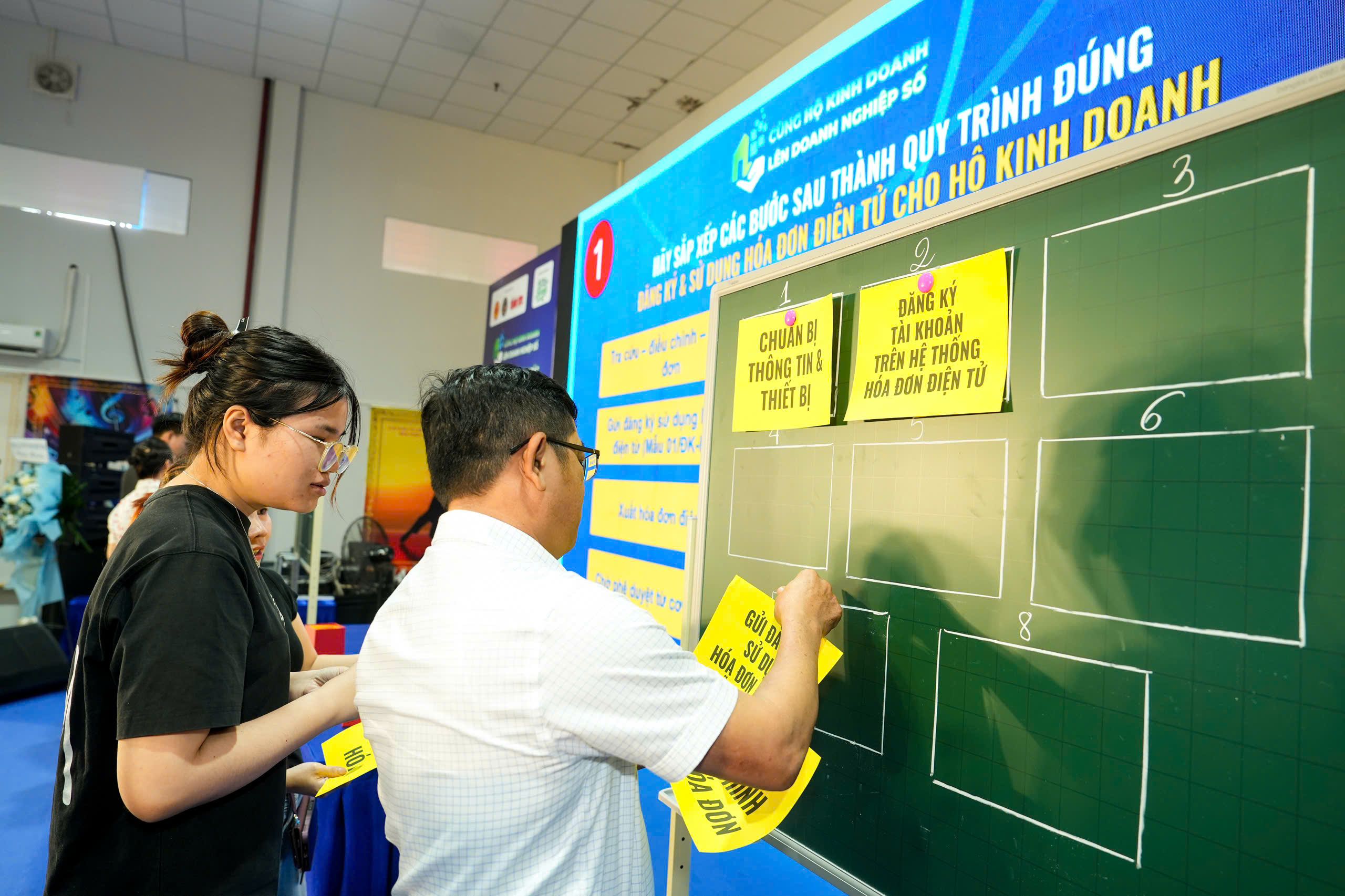 tiểu thương - Ảnh 10.