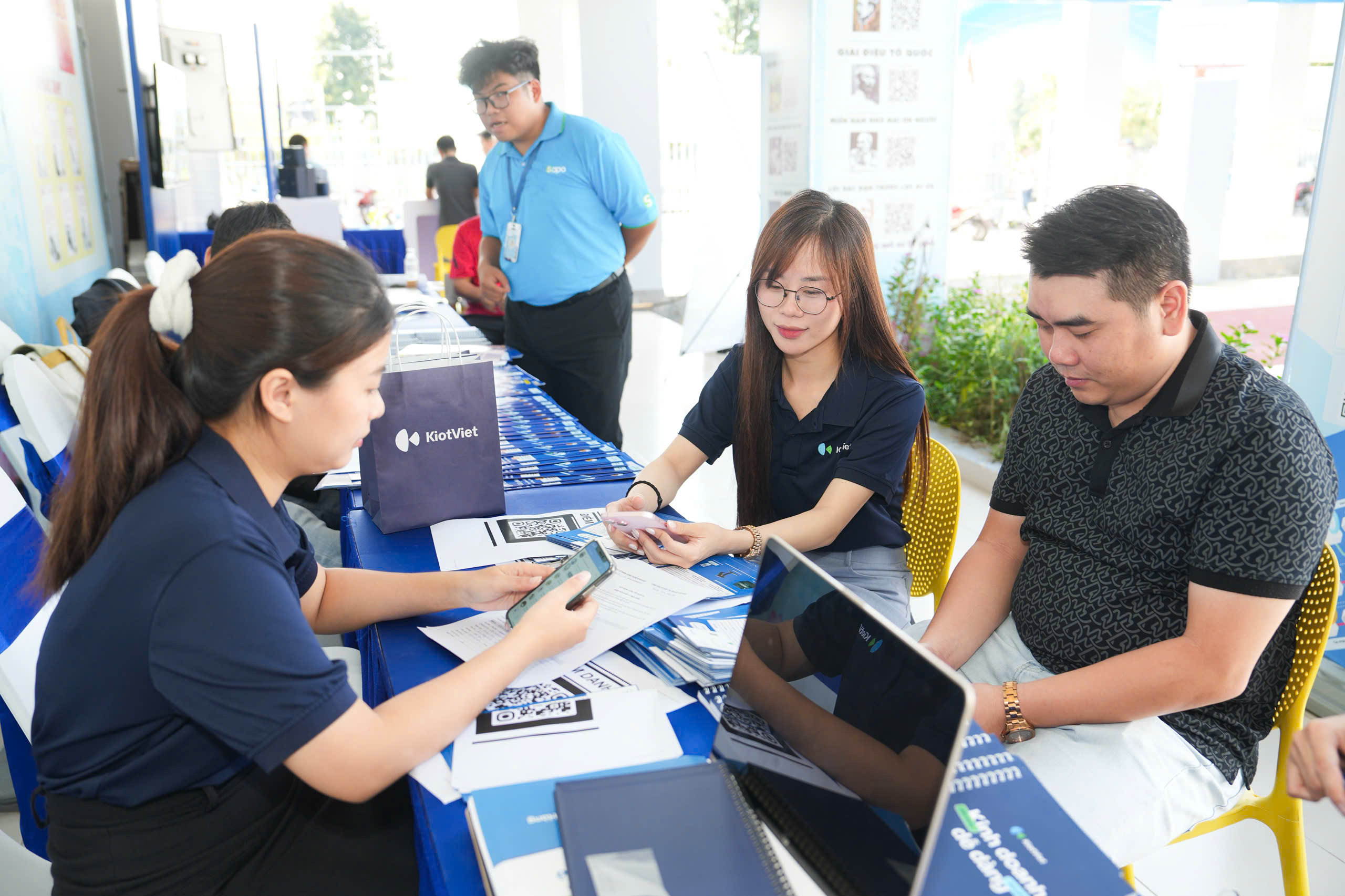 tiểu thương - Ảnh 7.