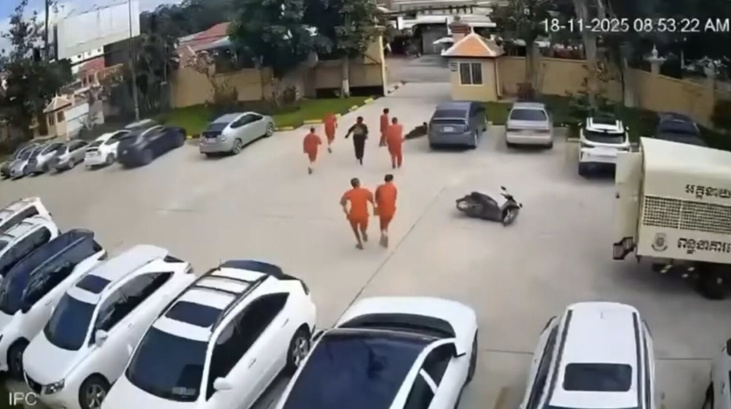 Bộ Ngoại giao nói về vụ 6 người Việt nổ súng bỏ trốn khỏi tòa ở ...