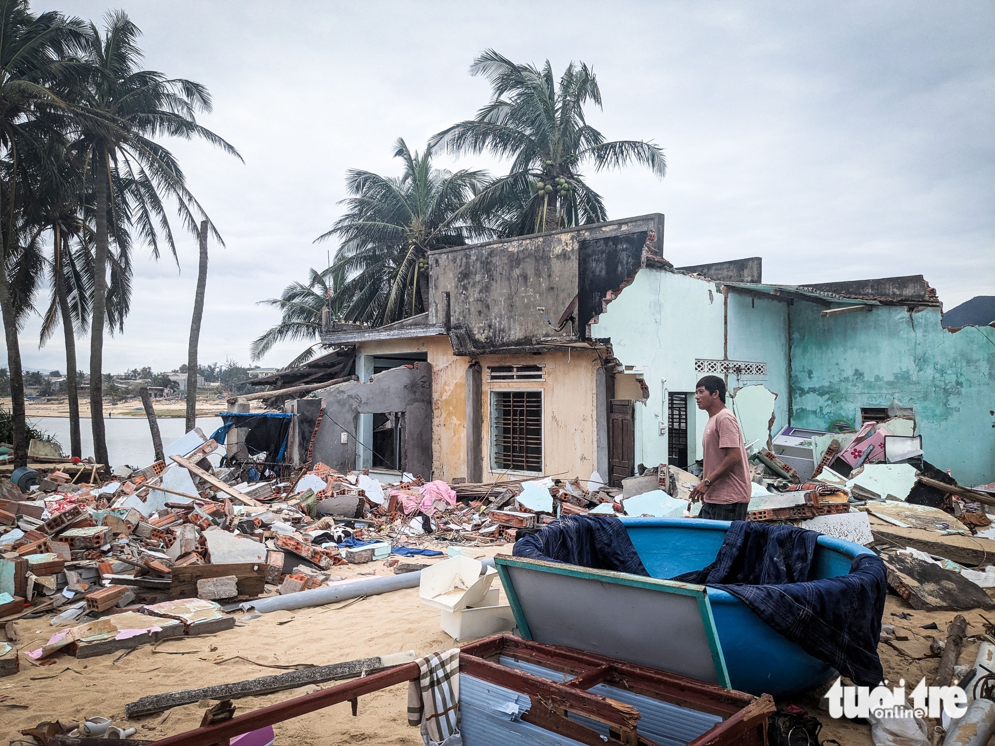Giảm nhẹ thiệt hại do bão lũ: Phải chủ động ứng phó từ sớm, từ xa - Ảnh 3.