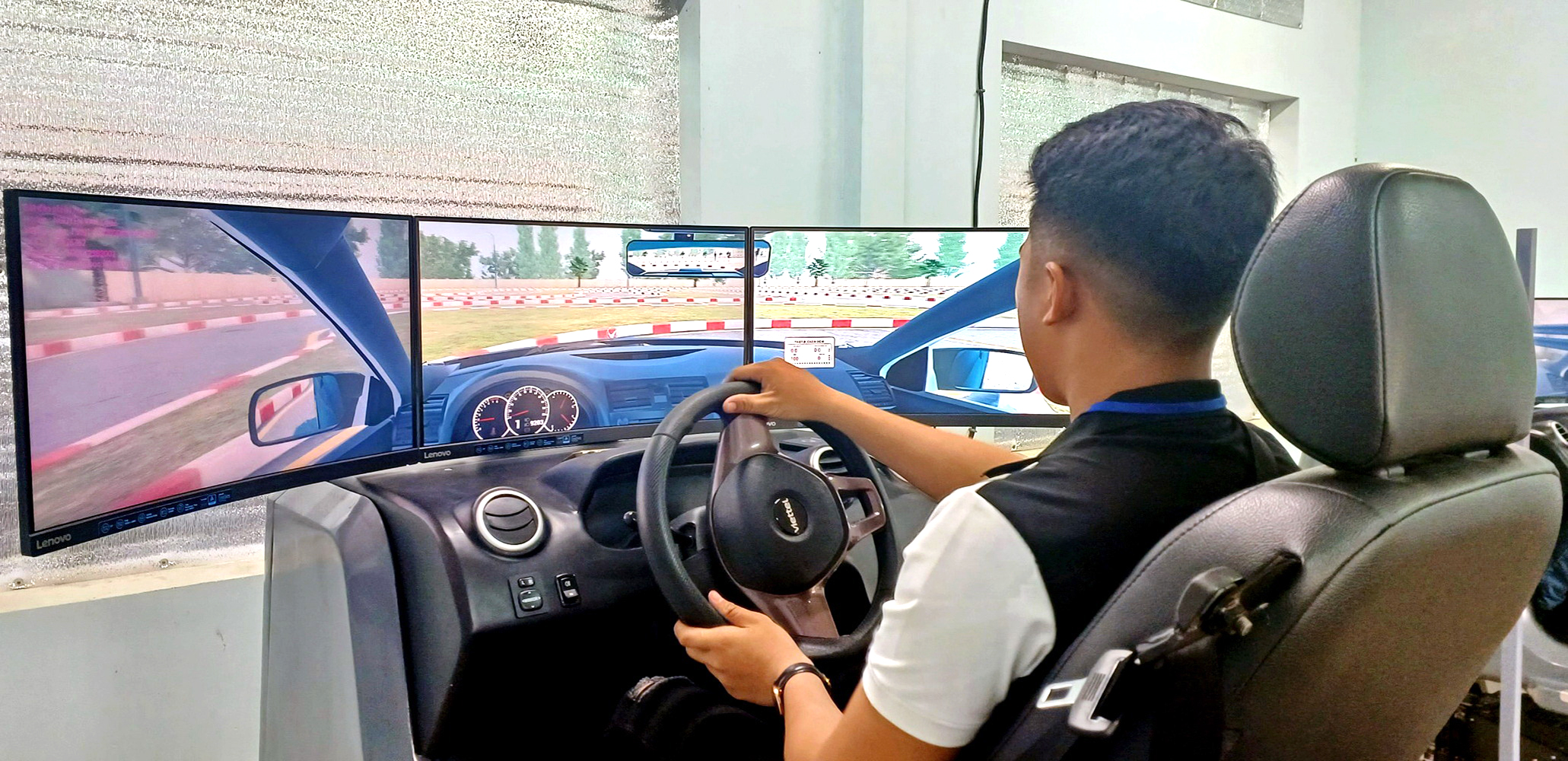 Thay Đổi Quy Định Đào Tạo Lái Xe: Bỏ Yêu Cầu Bồi Dưỡng Nghiệp Vụ Quản Lý