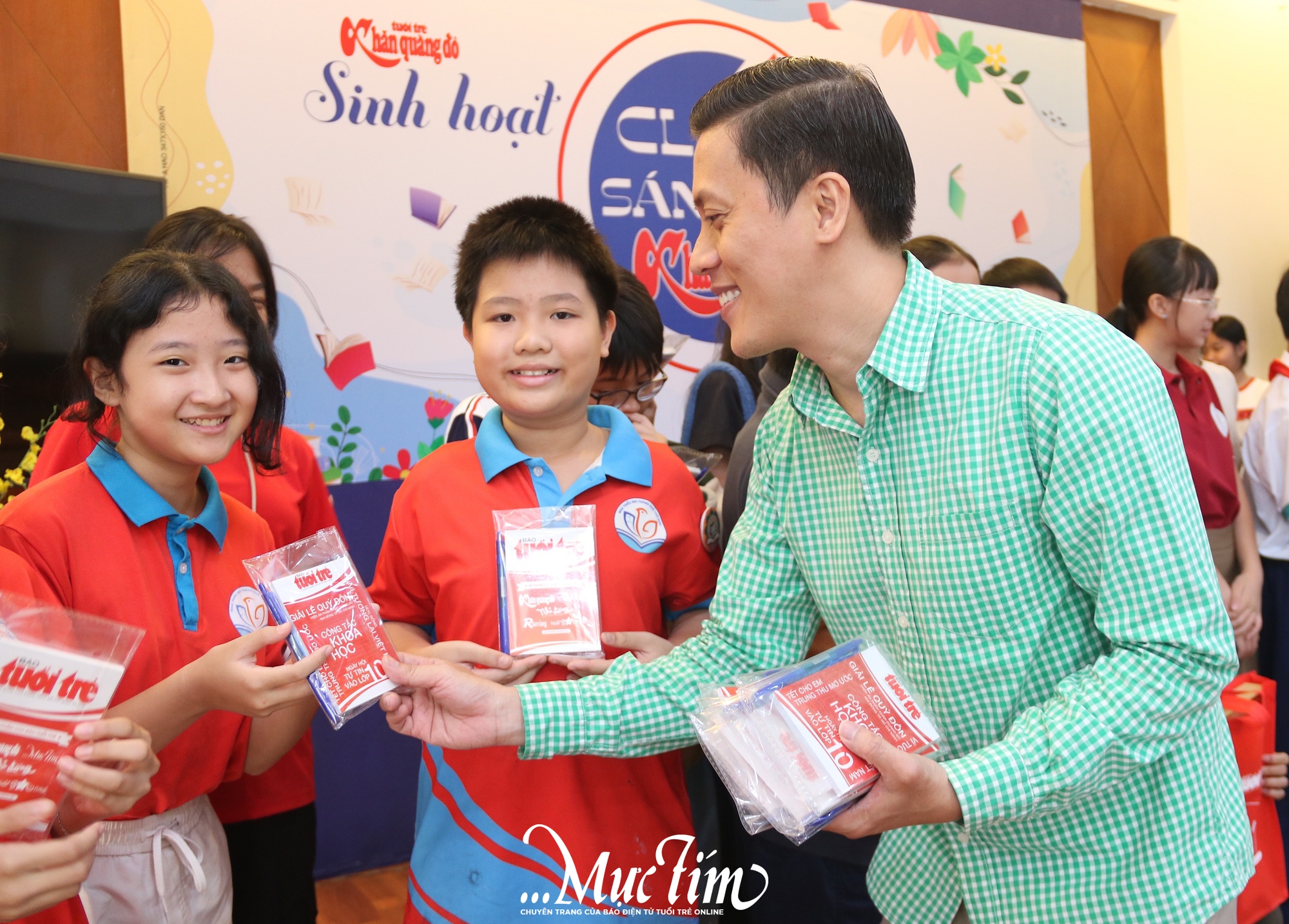 CLB Sáng tác Khăn Quàng Đỏ khám phá bí kíp làm thơ từ Nhà văn Hồ Huy Sơn - Ảnh 7.