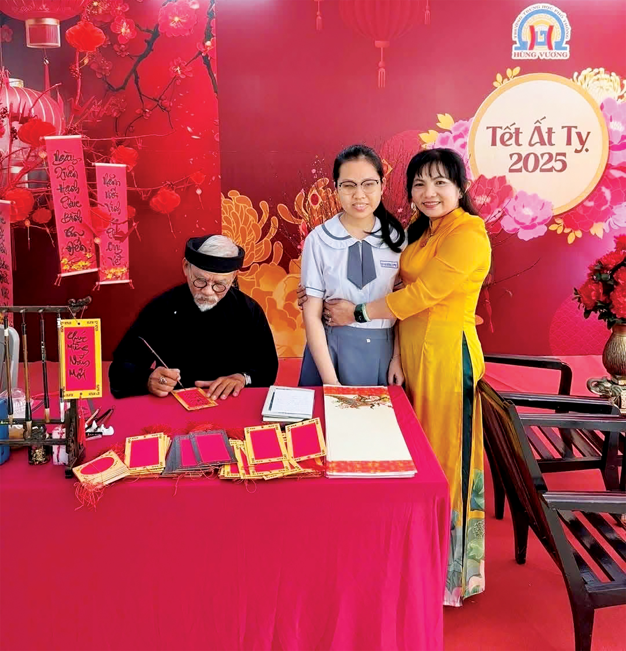 Khó đi, cô dẫn con đi - Ảnh 2.